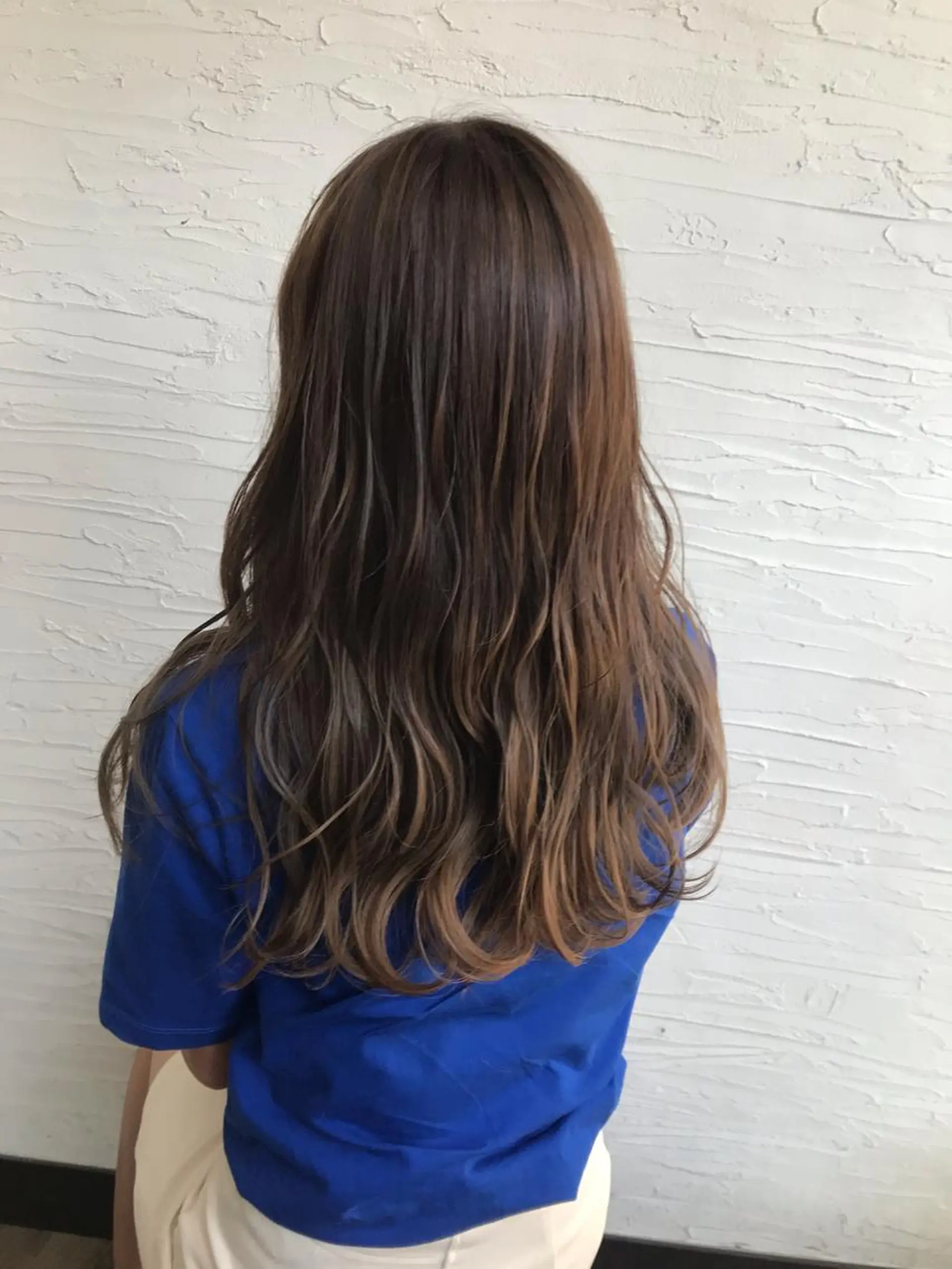 ロング 牧野 なつきのヘアスタイル