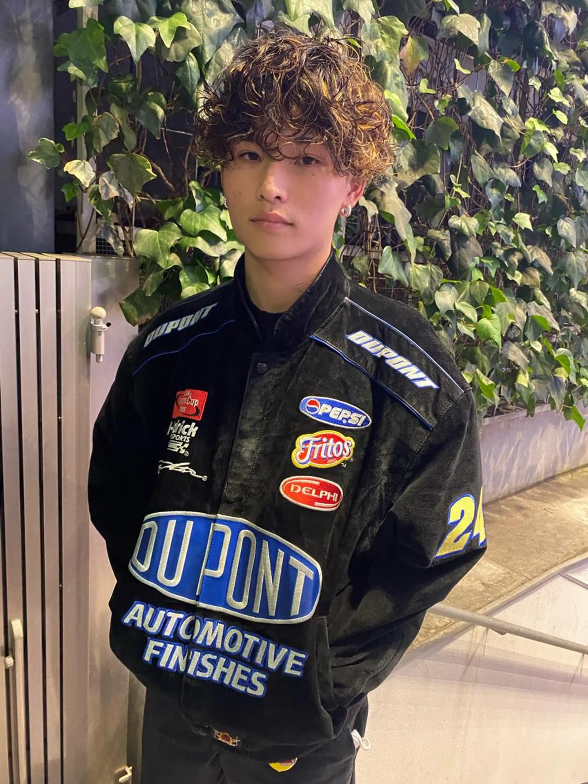 ショート カラー パーマ メンズ メンズブリーチ メンズハイライト メンズインナーカラー メンズパーマ プードルパーマ charme所属・💈メンズ短髪特化 ✂︎伊藤大輝💈のヘアスタイル