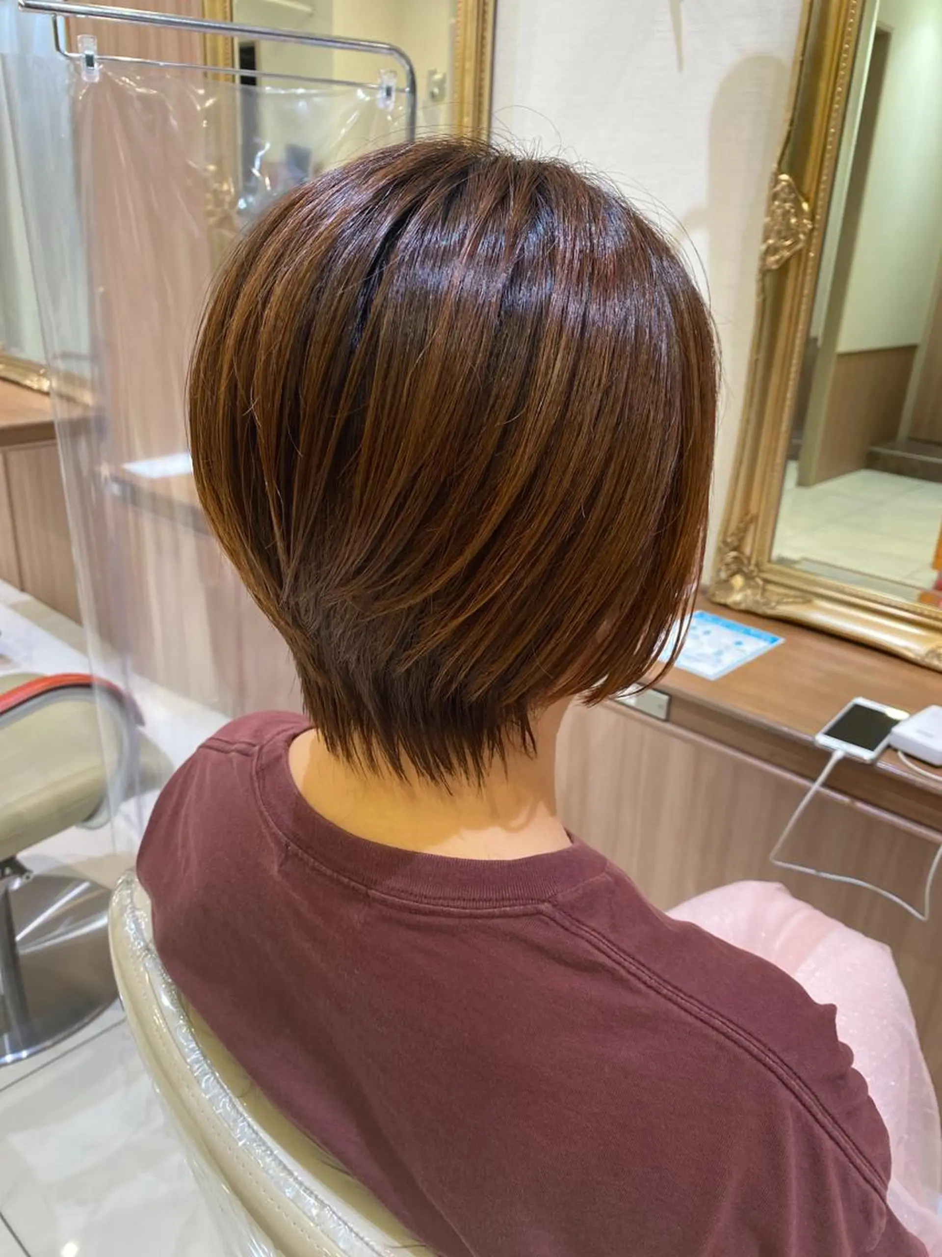 ショート カラー 古川 琴美のヘアスタイル