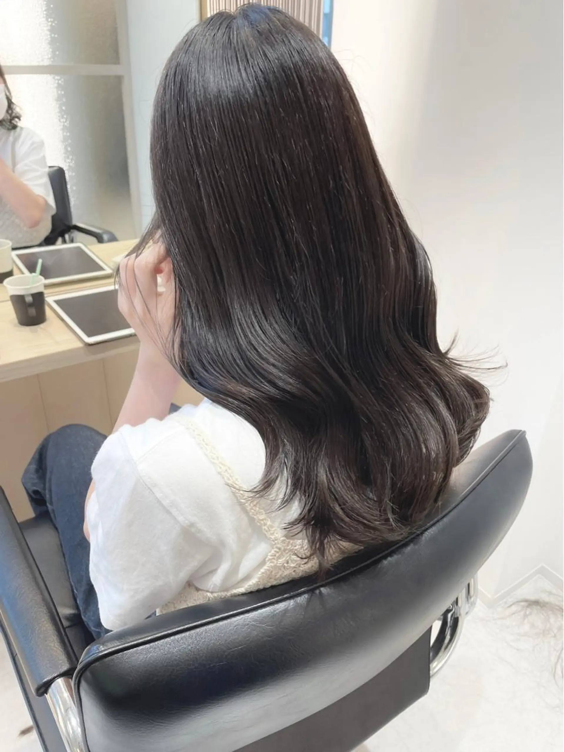 ロング Eleanor梅田店 REMIのヘアスタイル
