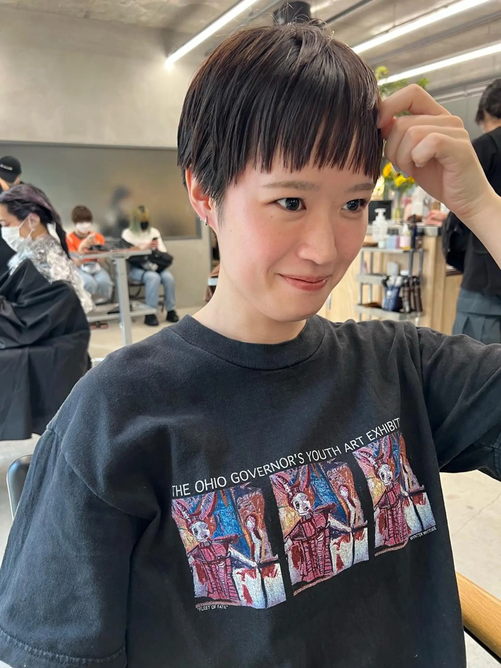 ショート カラー パーマ ハイトーンカラー 外国人風カラー オン眉 ショートヘア カット 縮毛矯正 sakoda shunkiのヘアスタイル