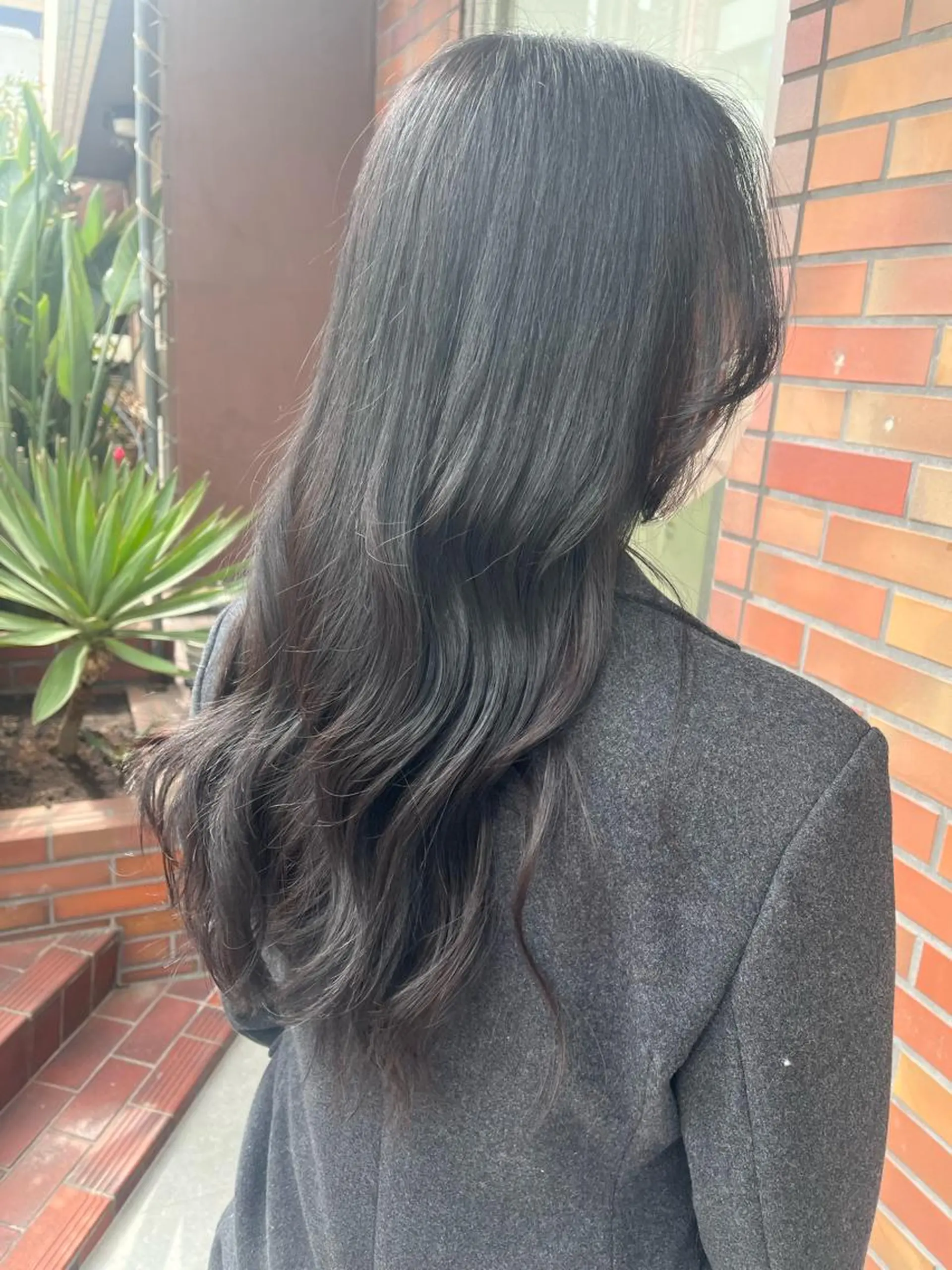 カラー 菅 野のヘアスタイル