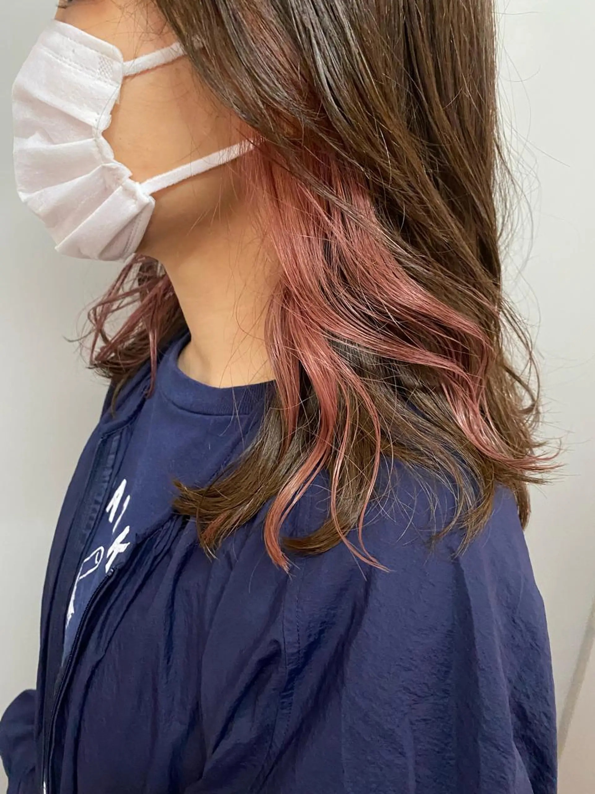 カラー 松谷 美和のヘアスタイル