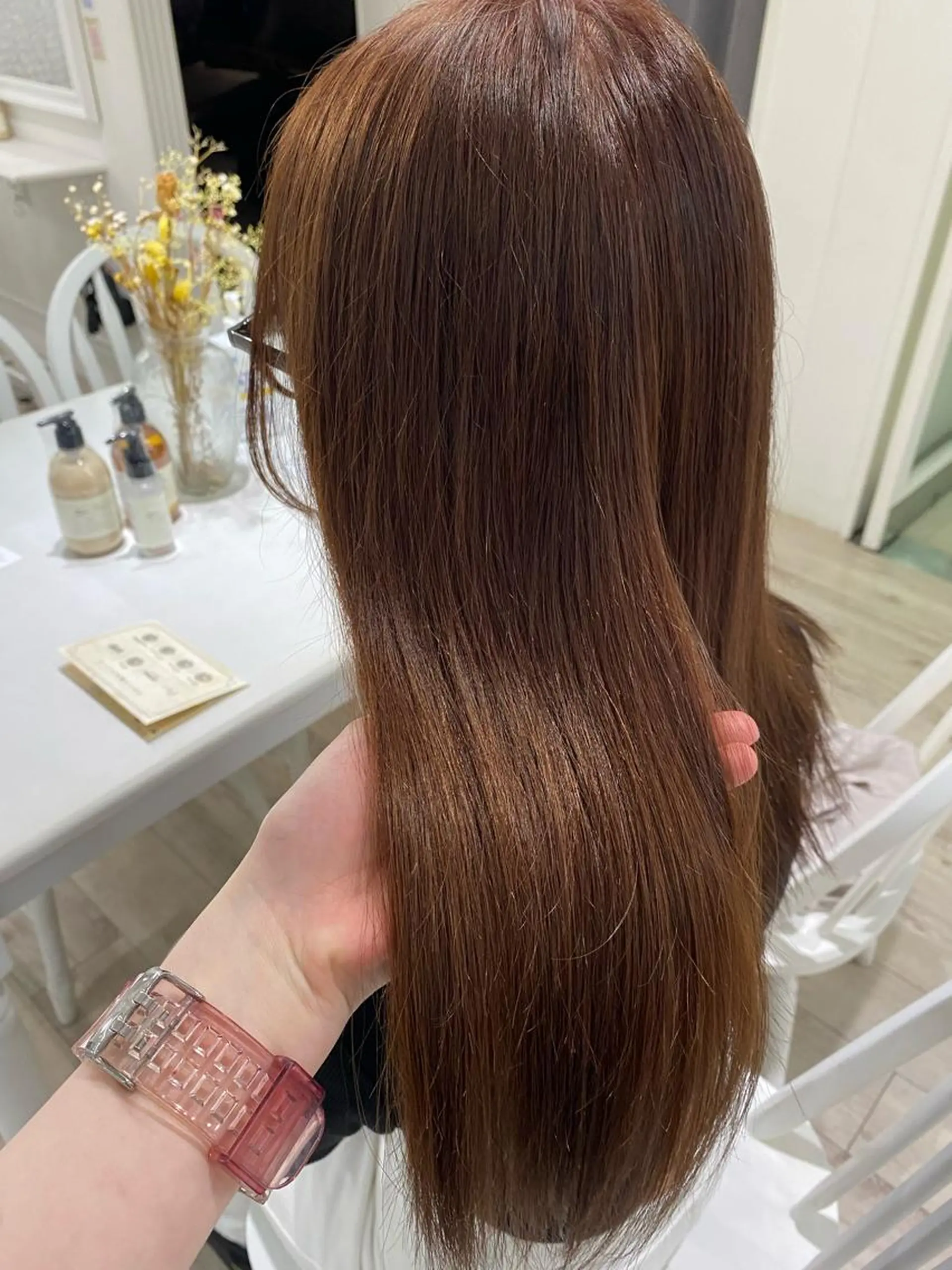 セミロング カラー ブリーチ ブラウンカラー ブリーチなしカラー レッドカラー レッドブラウン 暖色カラー✨️ 門内 梨真のヘアスタイル