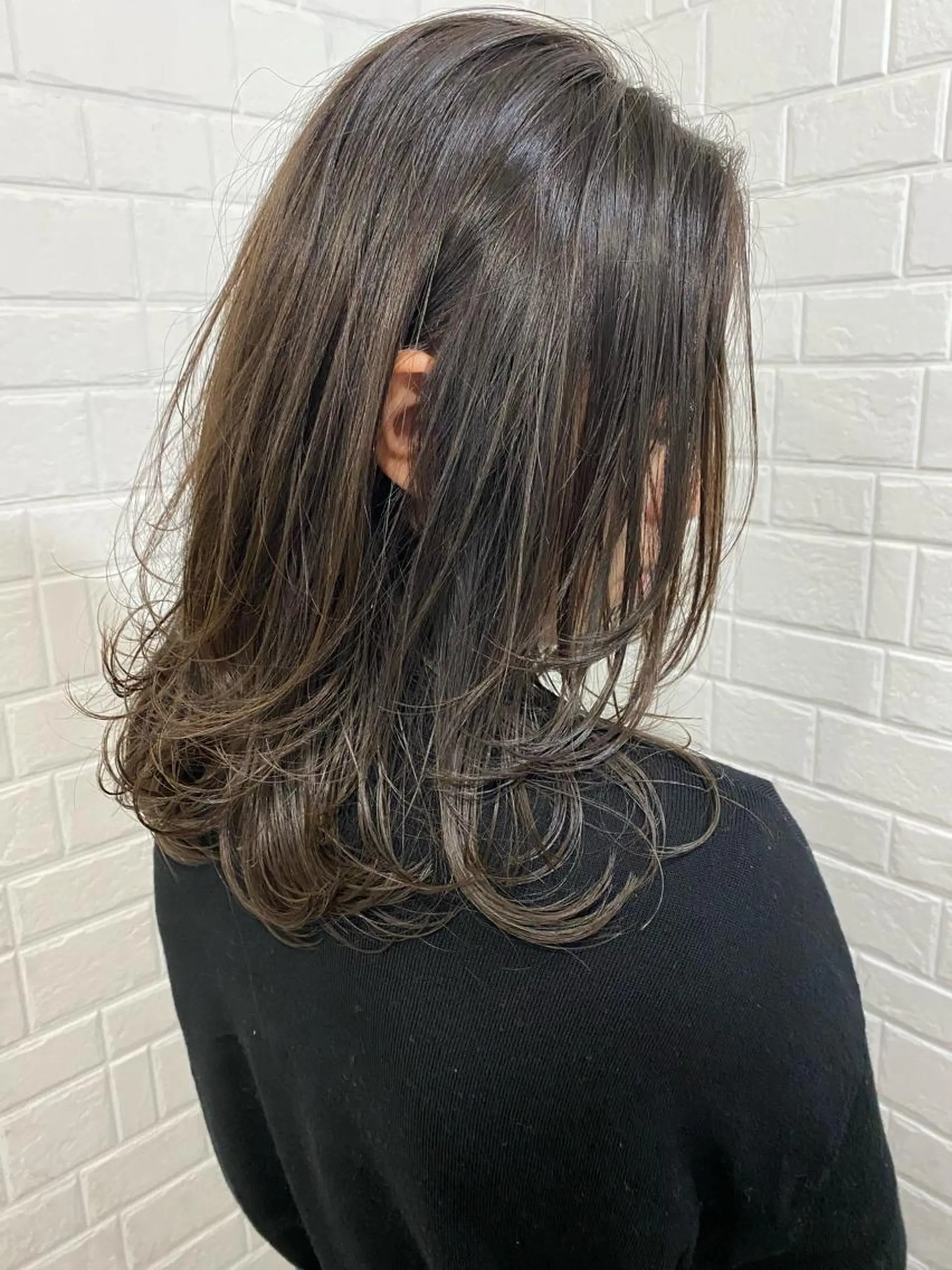 ミディアム カラー レイヤーカット カット ヘアカラー トリートメント 髪質改善と艶カラー 💎坂田 裕紀のヘアスタイル