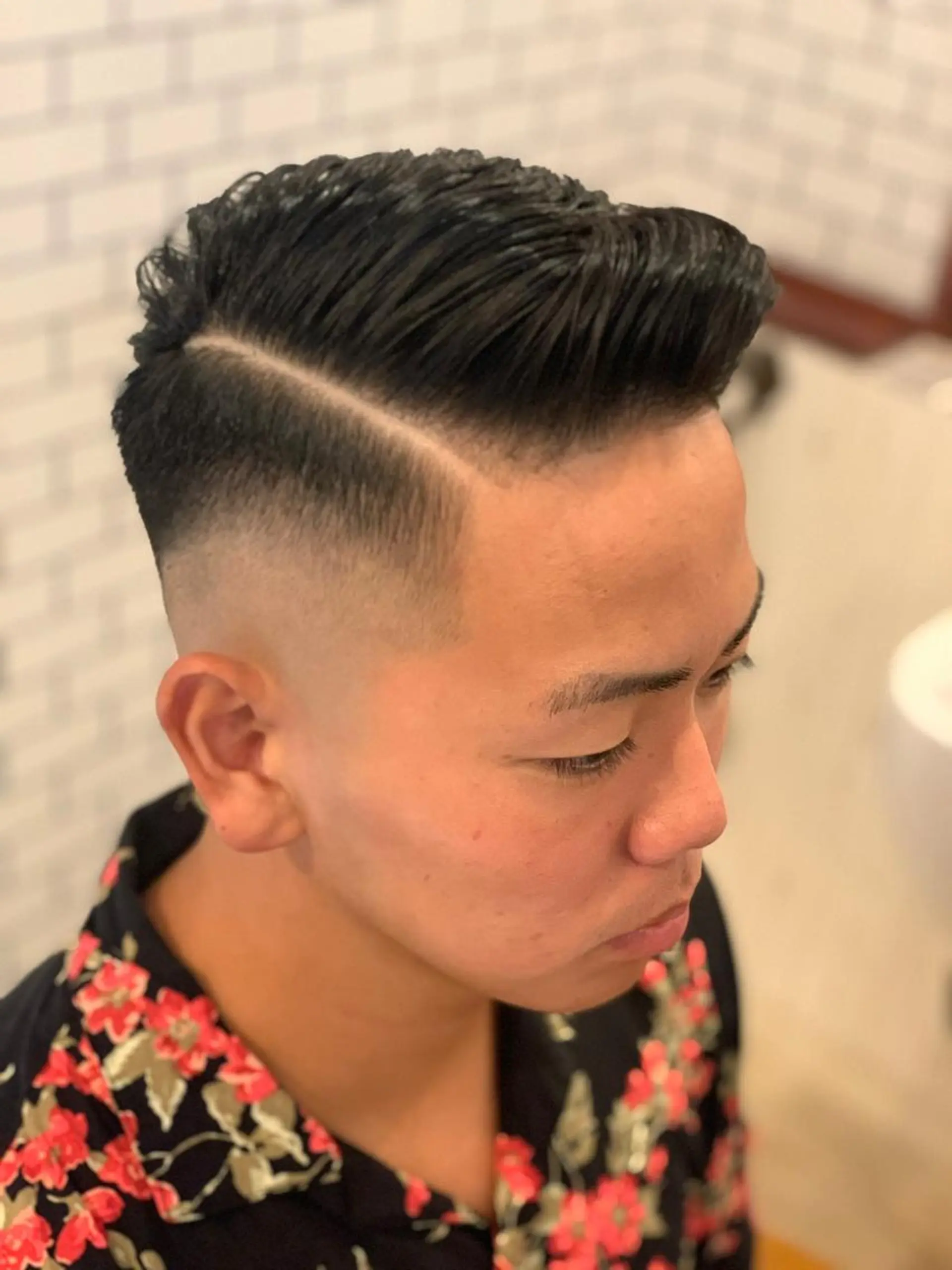 ショート メンズ フェードカット スキンフェード 石鳶 勝のヘアスタイル