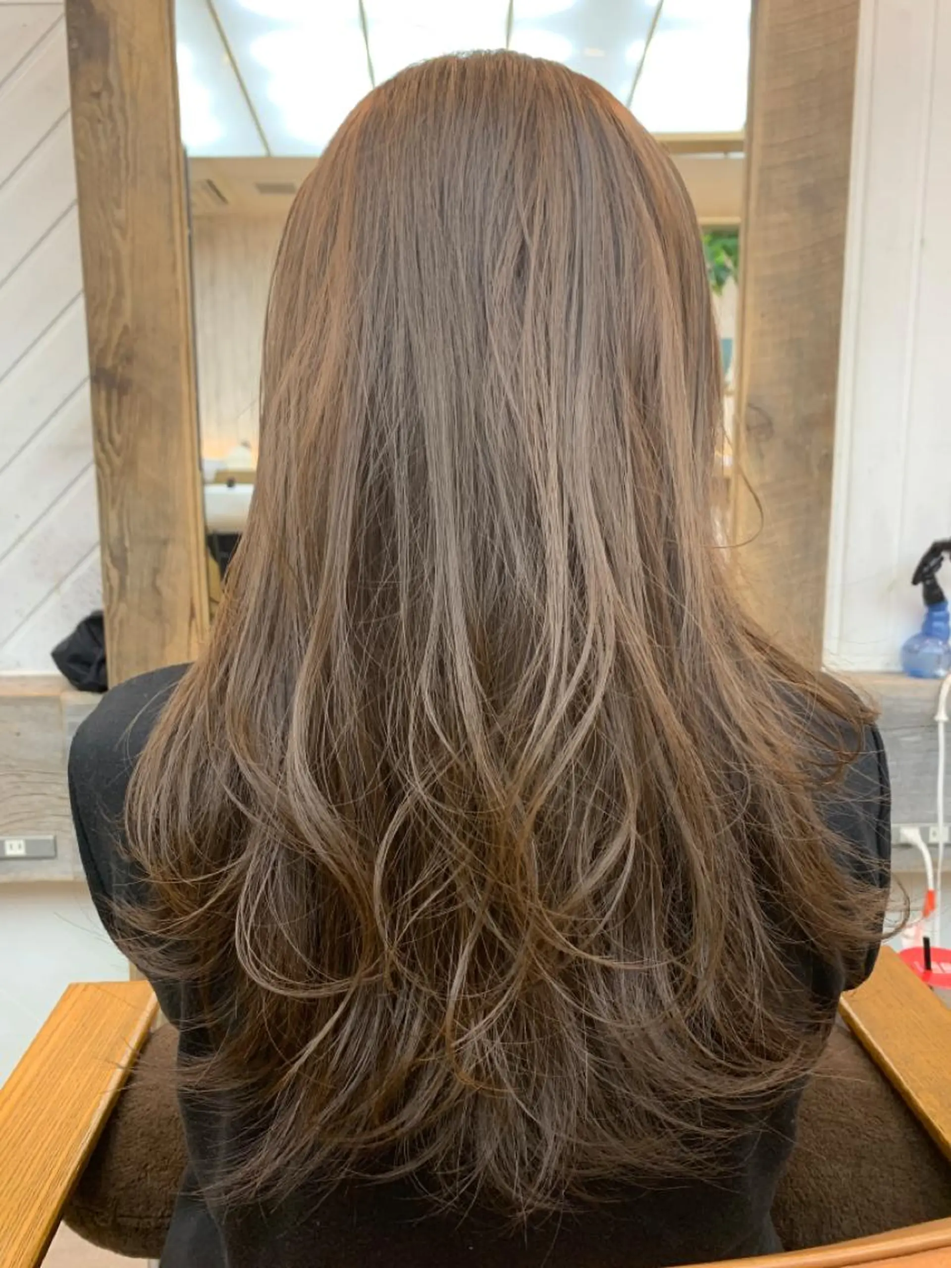 ロング カラー グレージュ fhami 店長 髪質改善　DAITOのヘアスタイル