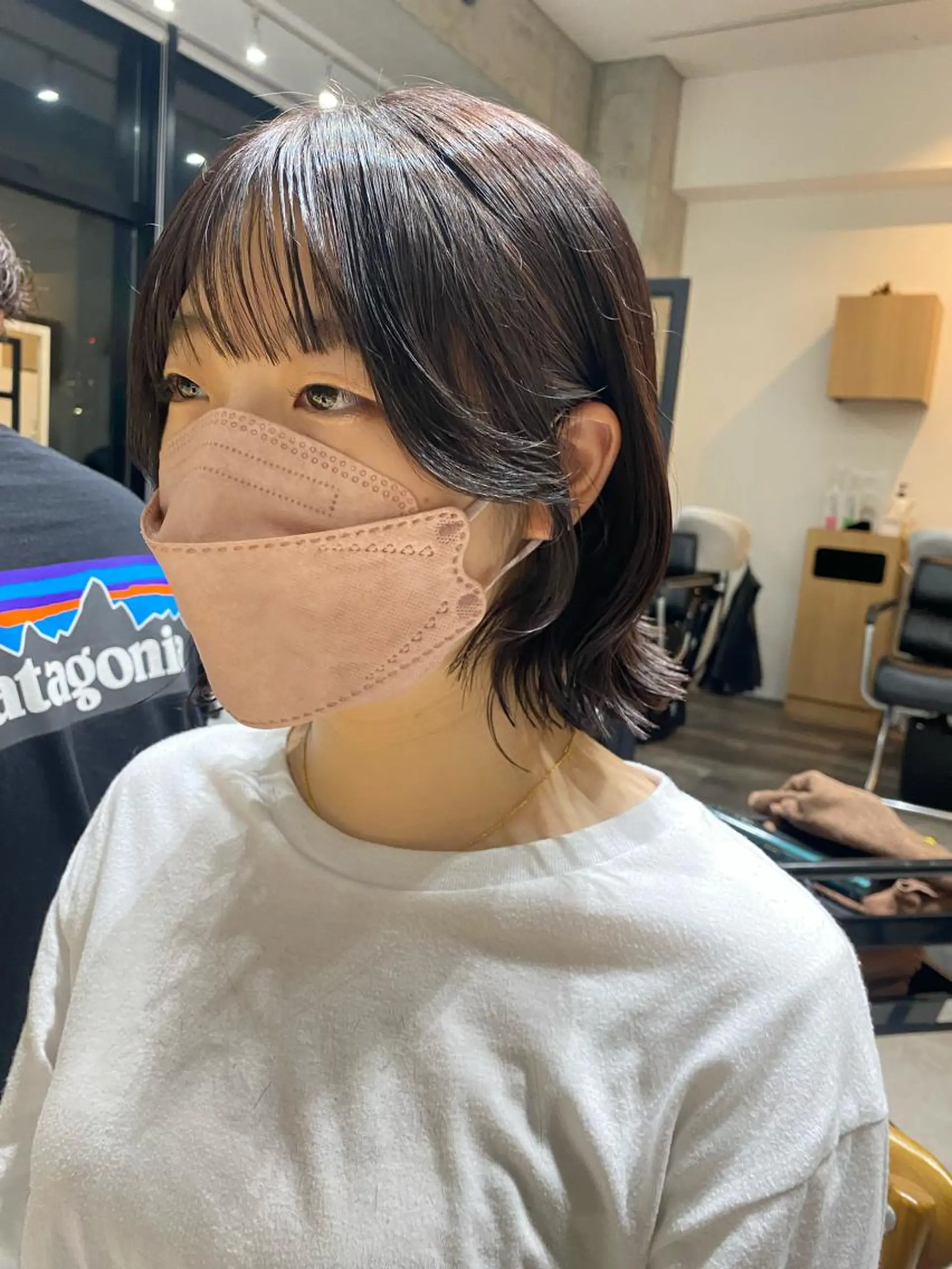 ミディアム カラー カット ヘアカラー トリートメント 似合う髪型が 分からない方へのヘアスタイル