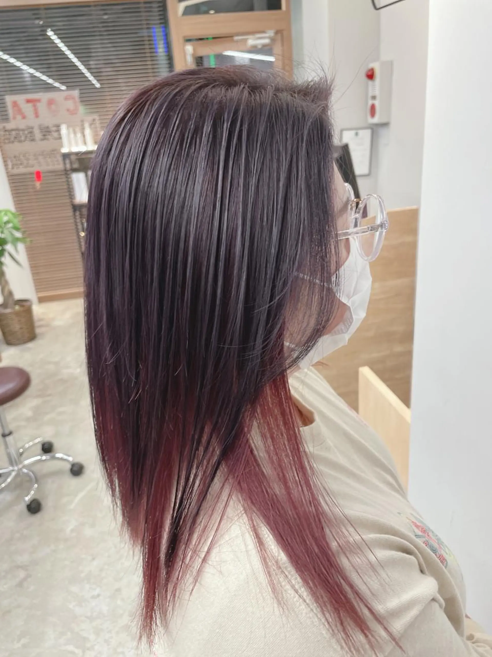 ミディアム SAEKI【ior 】北千住店ブリーチのヘアスタイル