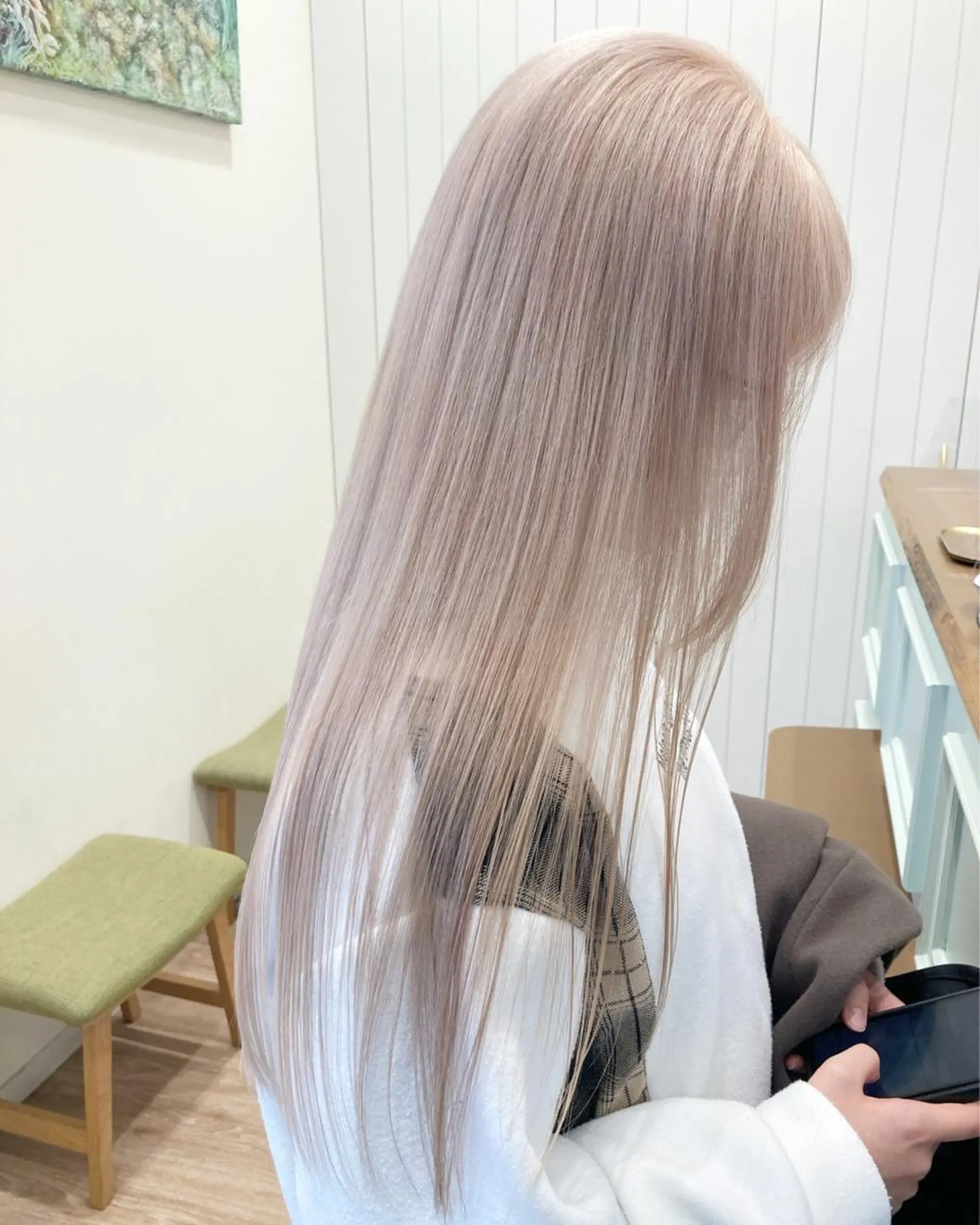 セミロング カット ヘアカラー トリートメント ケアブリーチ 坪井佑樹のヘアスタイル