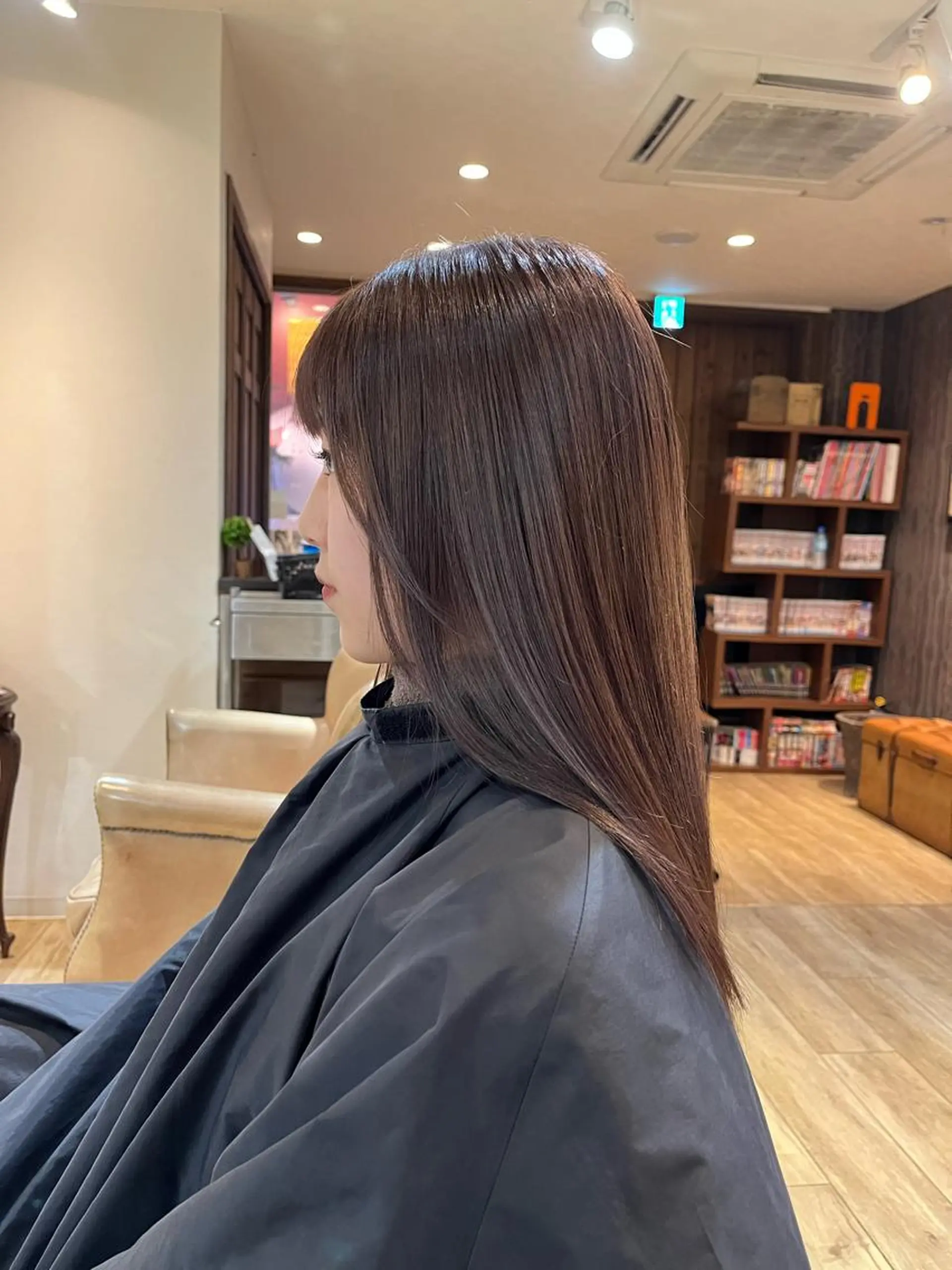 セミロング カラー ブリーチ ブラウンカラー ブリーチなしカラー パープルカラー パープルブラウン ヘアカラー 中園康 /カラー/ブリーチのヘアスタイル
