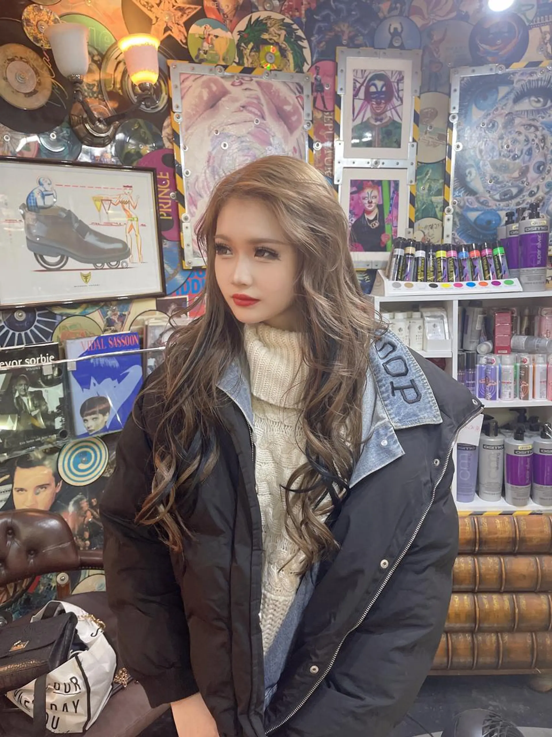 ロング カラー ヘアアレンジ 編み込みエクステ メッシュ エクステ 🌈派手髪エクステ ブレイズ🌈ひろとのヘアスタイル