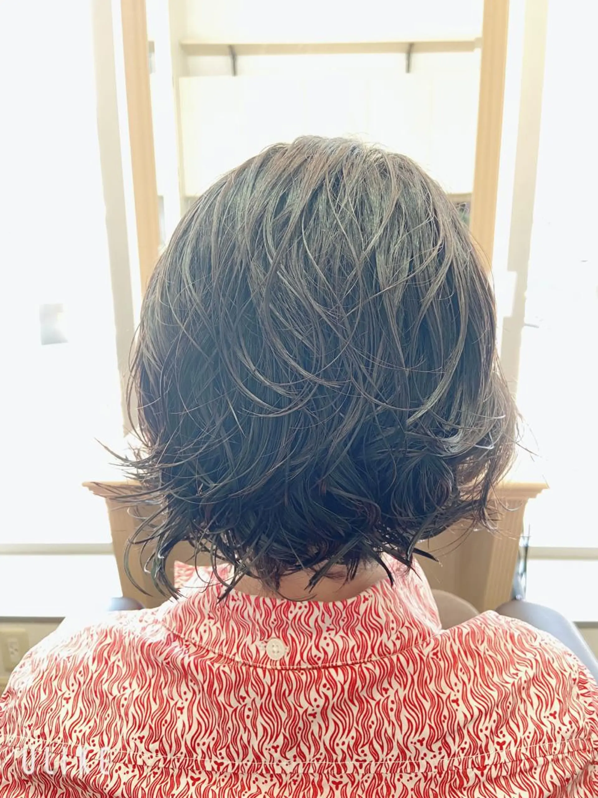 ミディアム パーマ ミディアムパーマ コバヤシ ユウスケのヘアスタイル