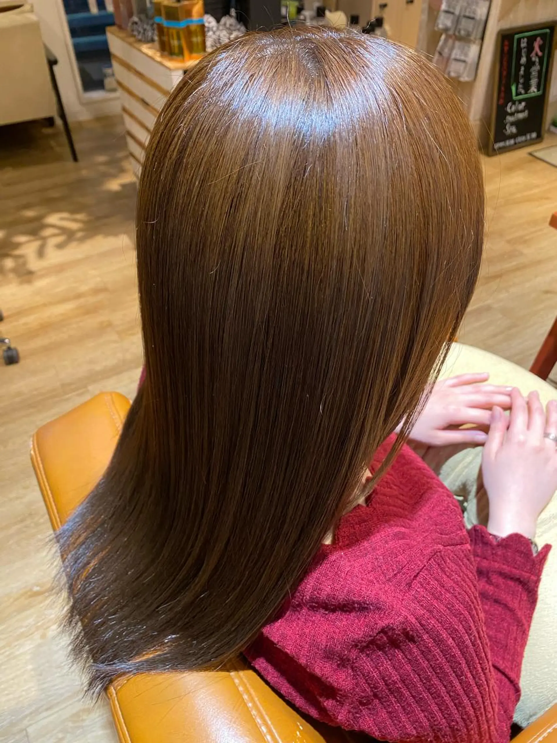 セミロング カット 縮毛矯正 トリートメント ICON所属・艶美髪マスター 店長✂︎YUKKEのヘアスタイル