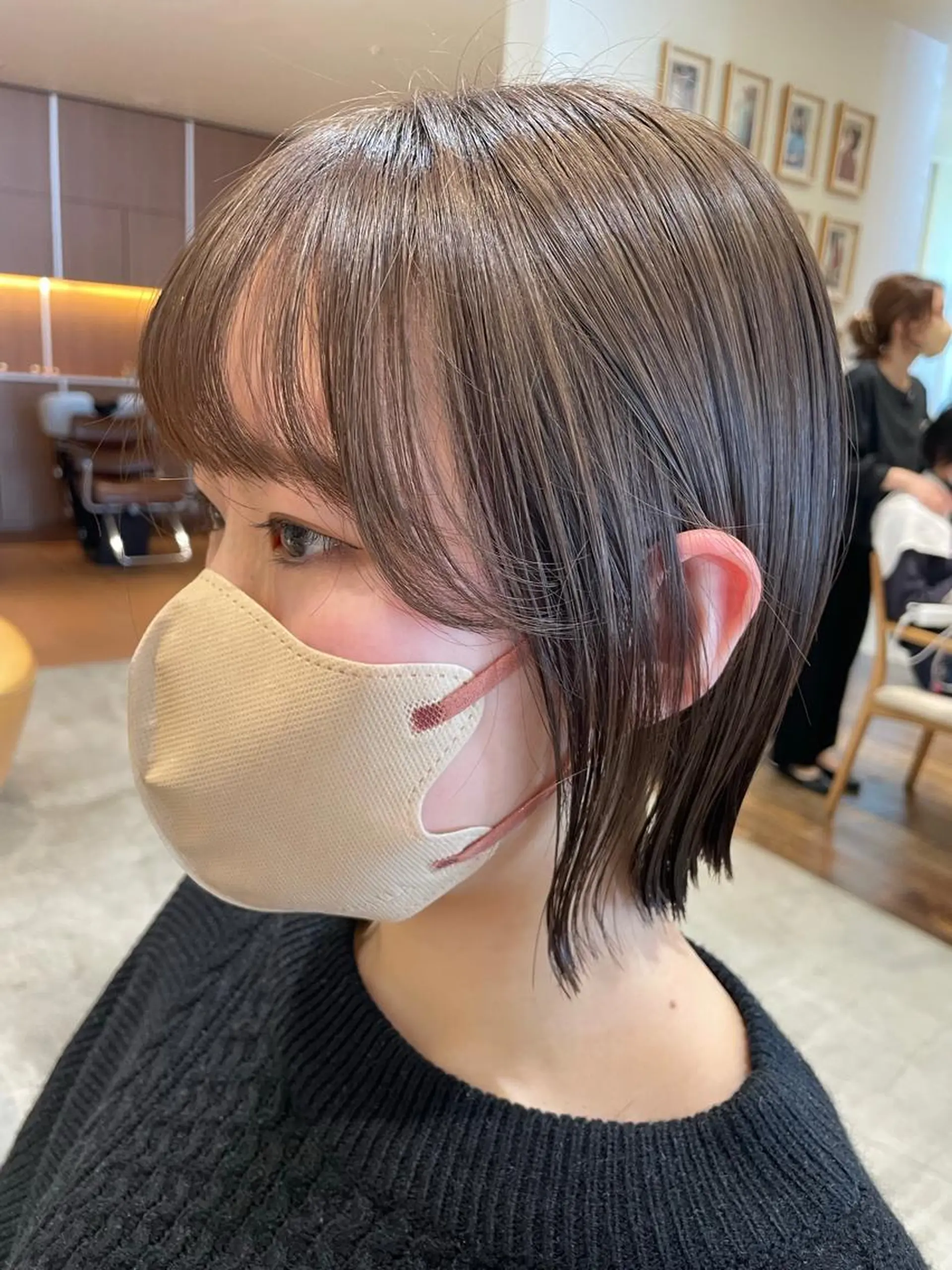 ミディアム ボブ 志村 萌のヘアスタイル
