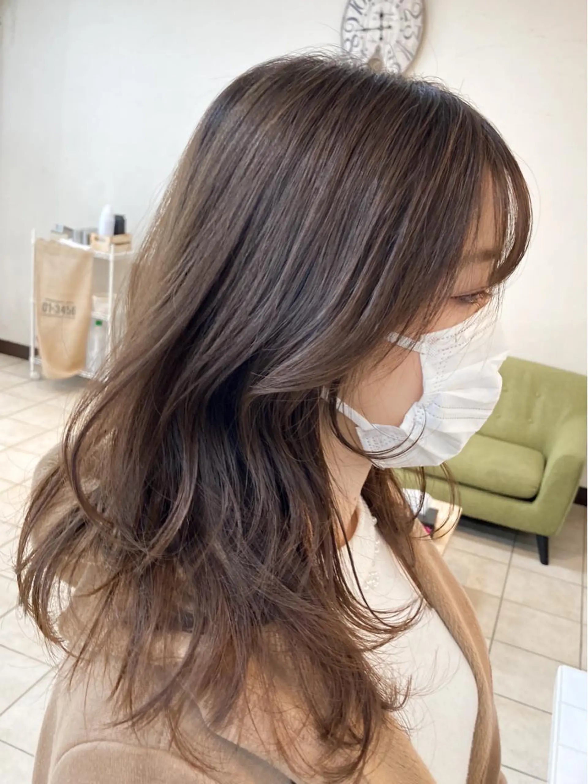 セミロング カラー ベージュカラー レイヤーカット カット ヘアカラー トリートメント 樋野 亮のヘアスタイル