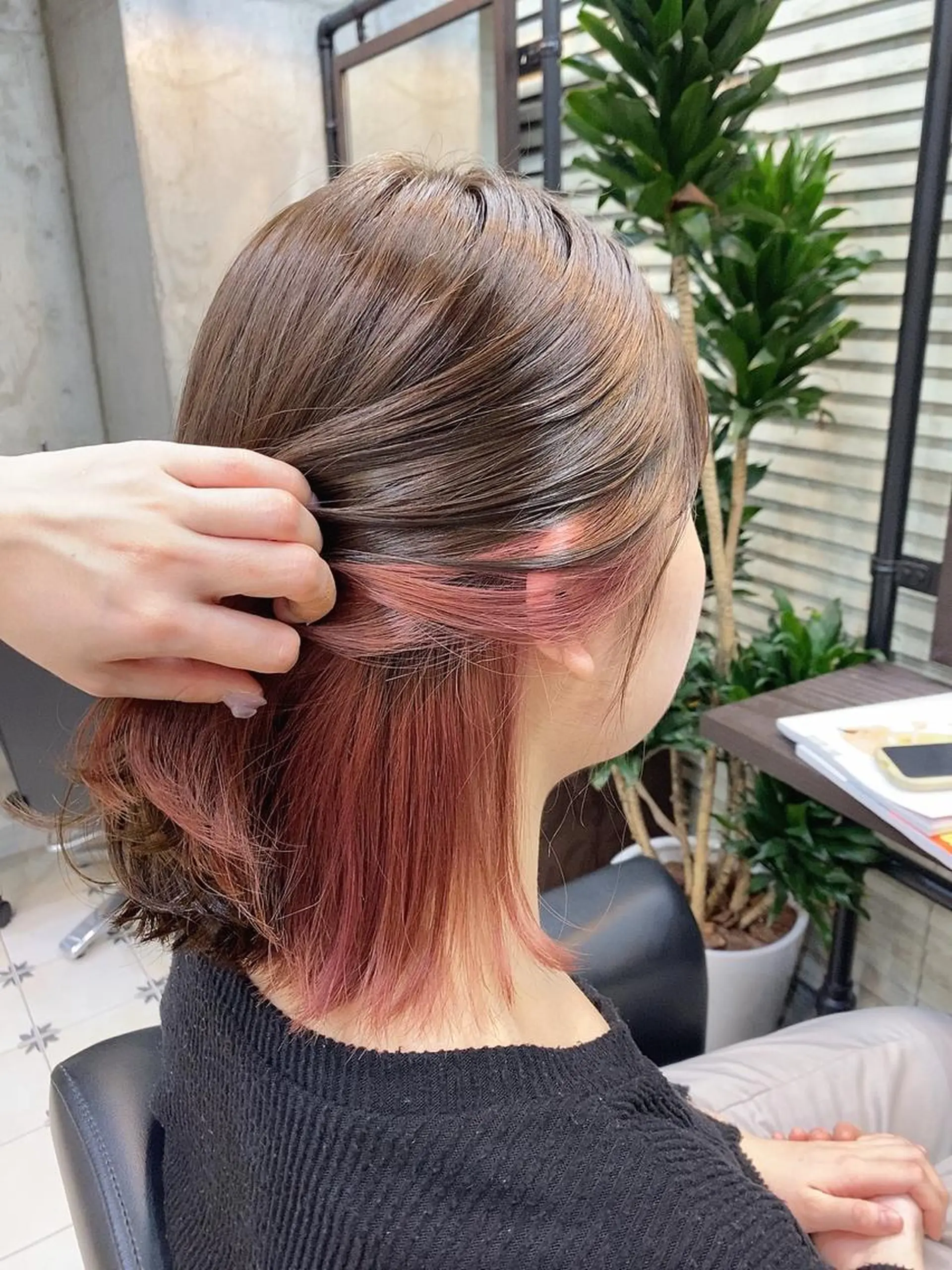 ショート カラー インナーカラー ショートヘア 韓国ヘア☁️ mitsukiのヘアスタイル