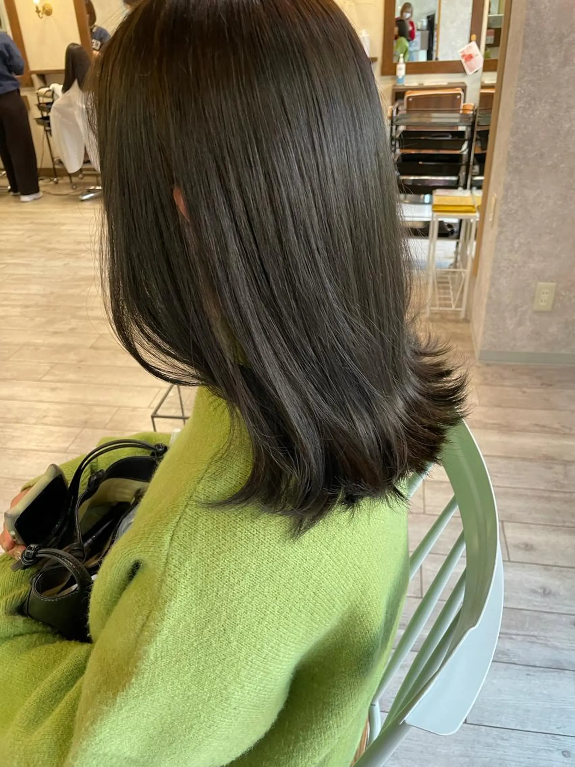 セミロング カラー ヘアアレンジ 🫧ヒシダアキ taboo.i🫧のヘアスタイル