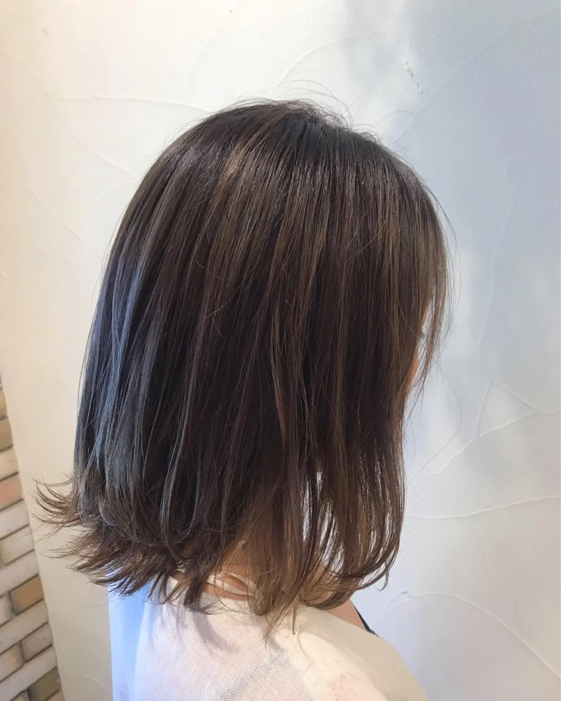 セミロング カラー 透明感カラー・ 髪質改善🩵イケダのヘアスタイル