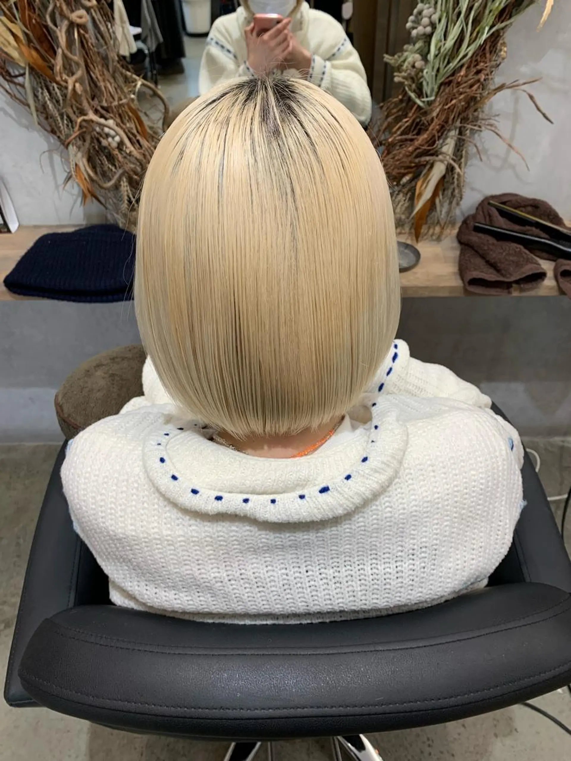 ミディアム カラー ブロンド ハイトーンカラー カット ヘアカラー トリートメント Haru/THREE …by velvetのヘアスタイル