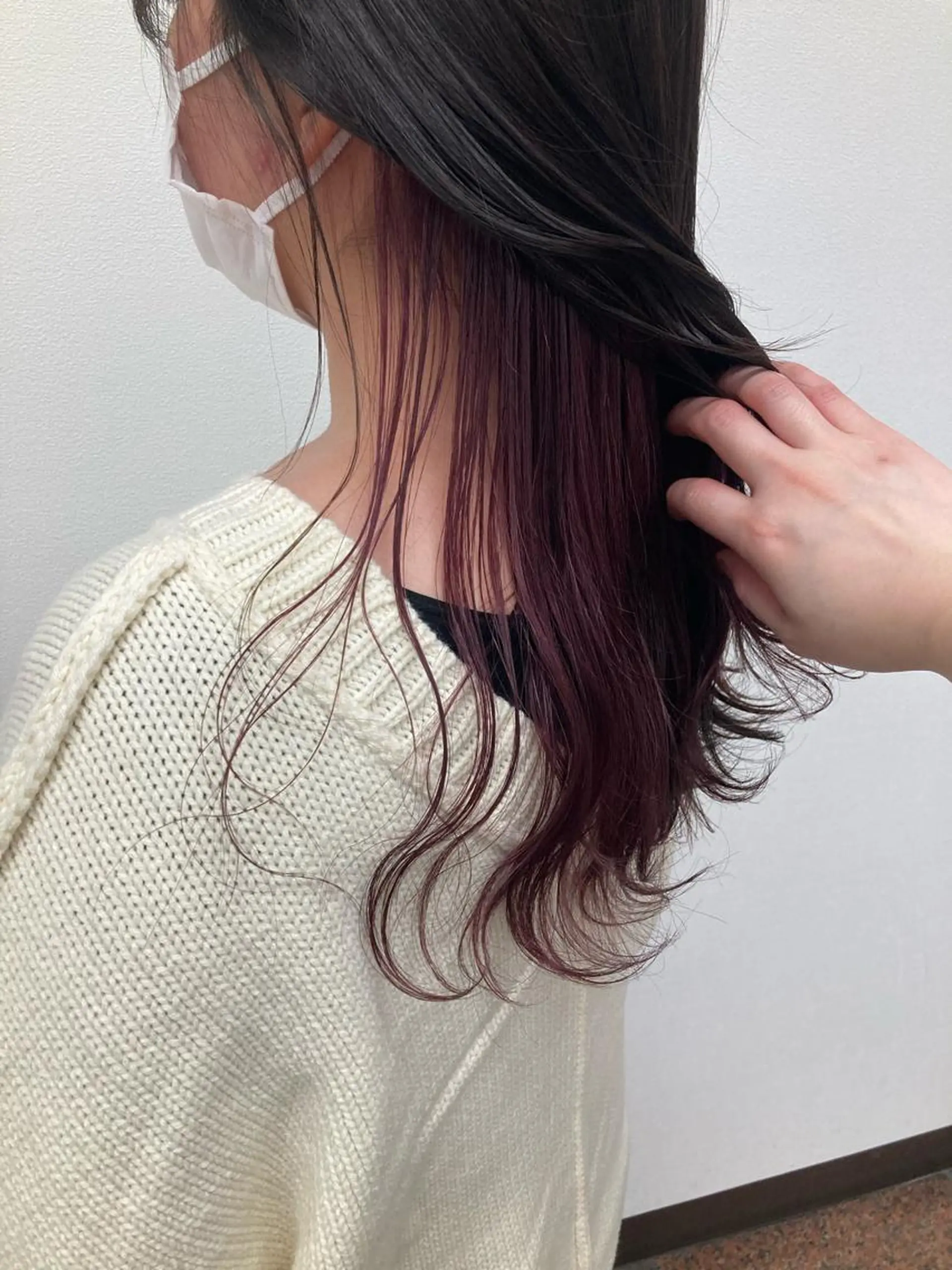 セミロング カラー インナーカラー ピンクカラー ヘアカラー 髪質改善/痛ませ ないカラー/西村航大のヘアスタイル