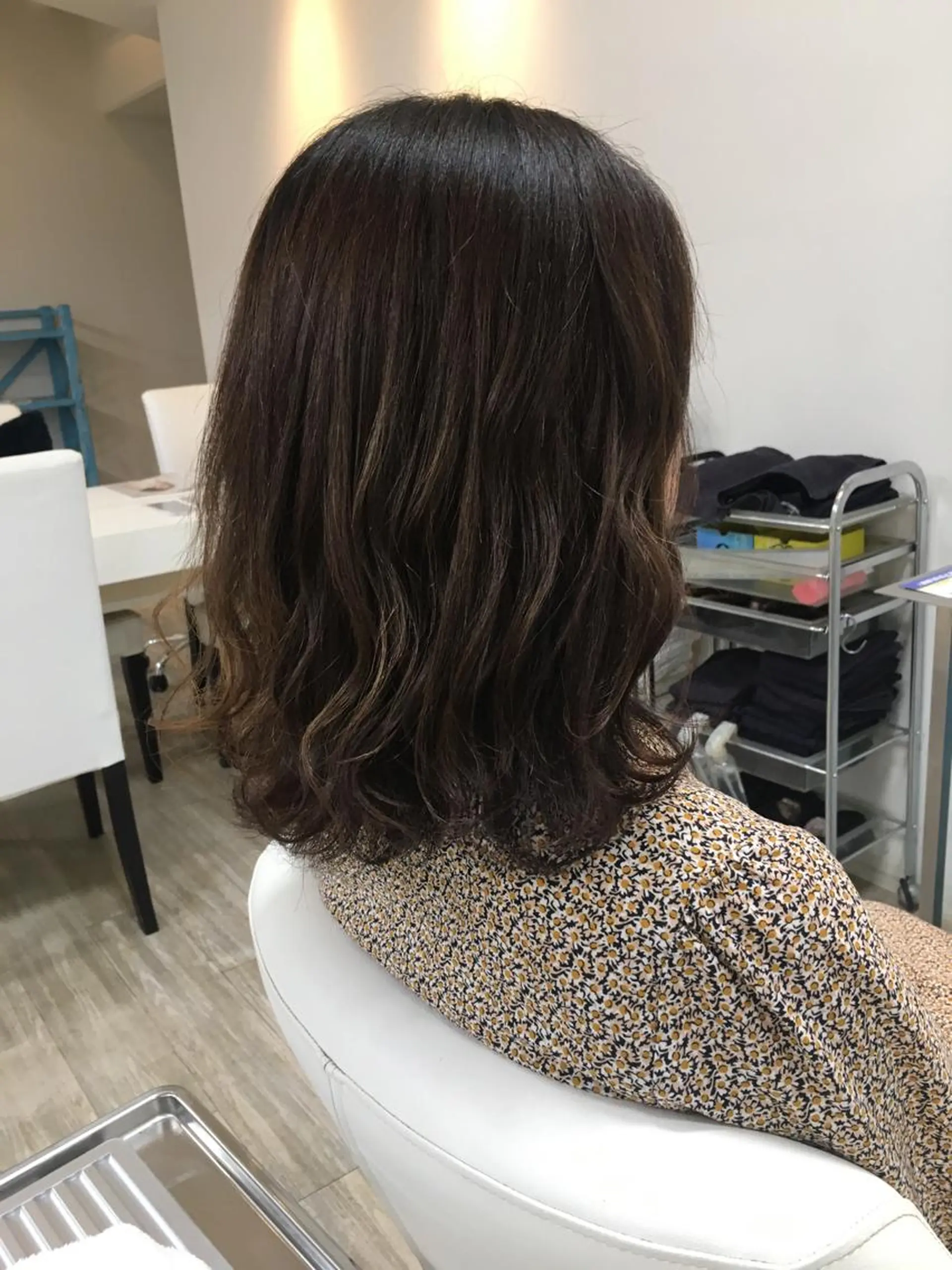 ミディアム カラー カット ヘアカラー トリートメント NATSUKI💟 EARTH二俣川のヘアスタイル