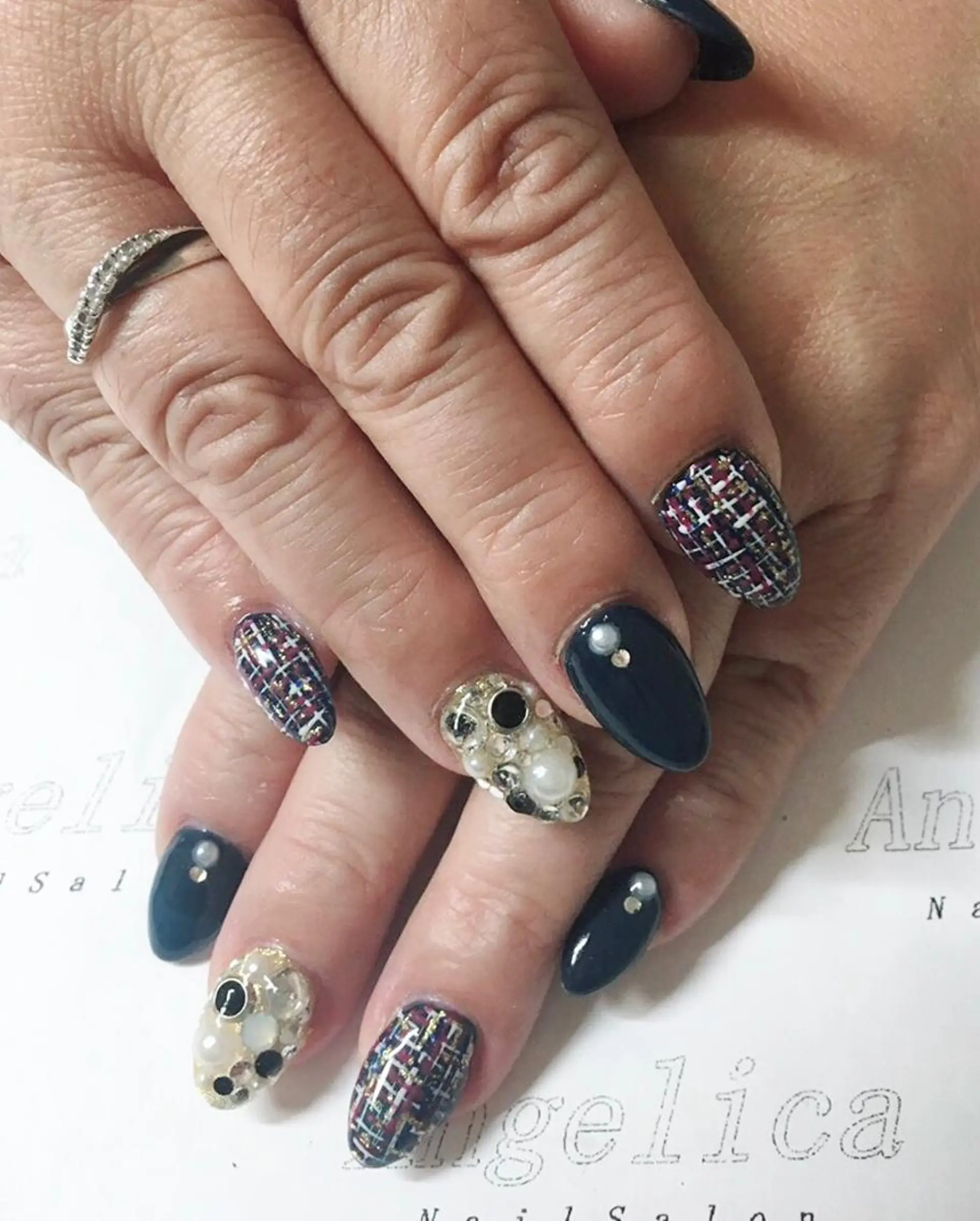 ネイル ハンドネイル Angelica ネイリストのネイルデザイン