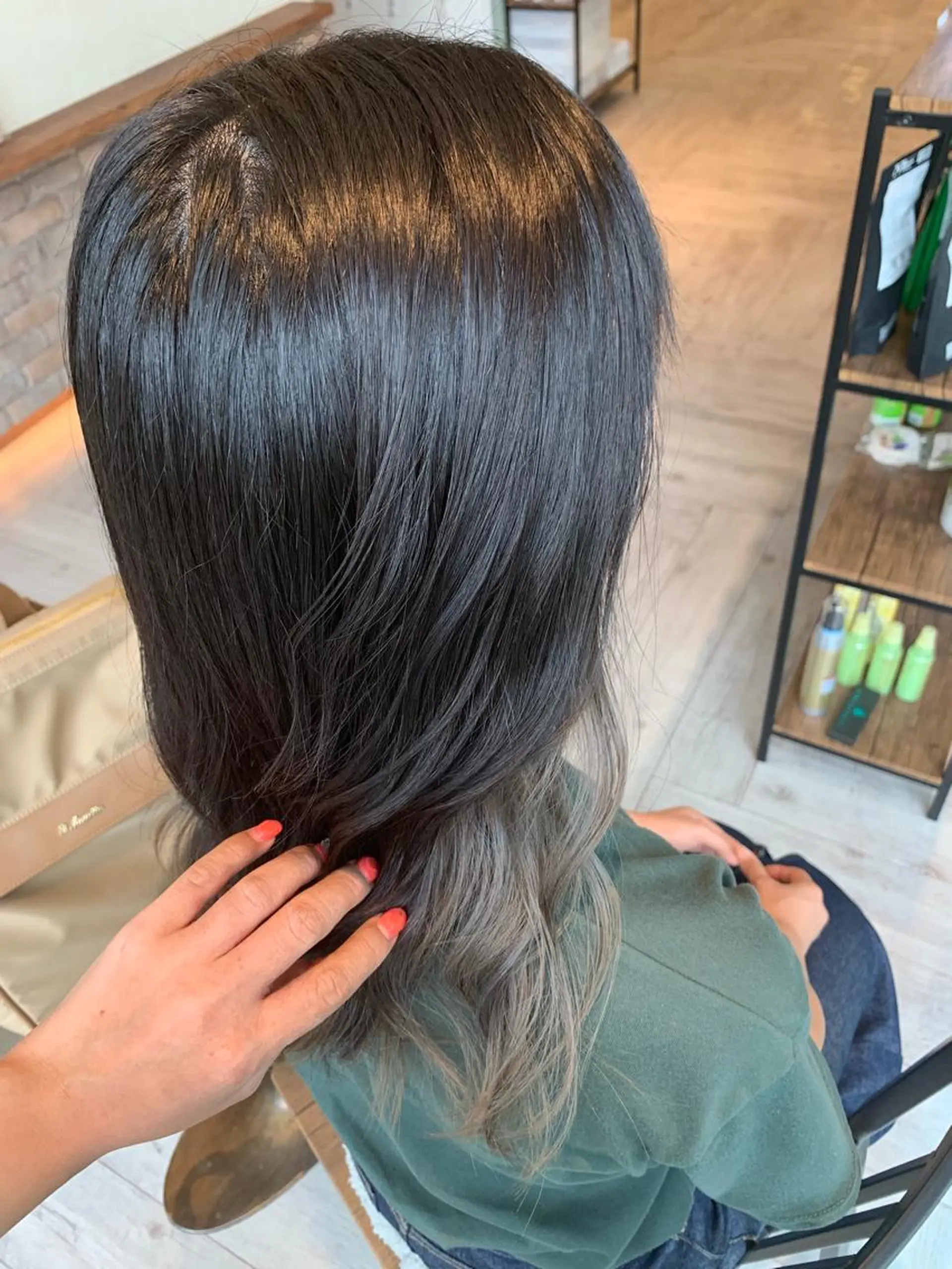 カラー 山本 鮎里のマツエク・マツパデザイン