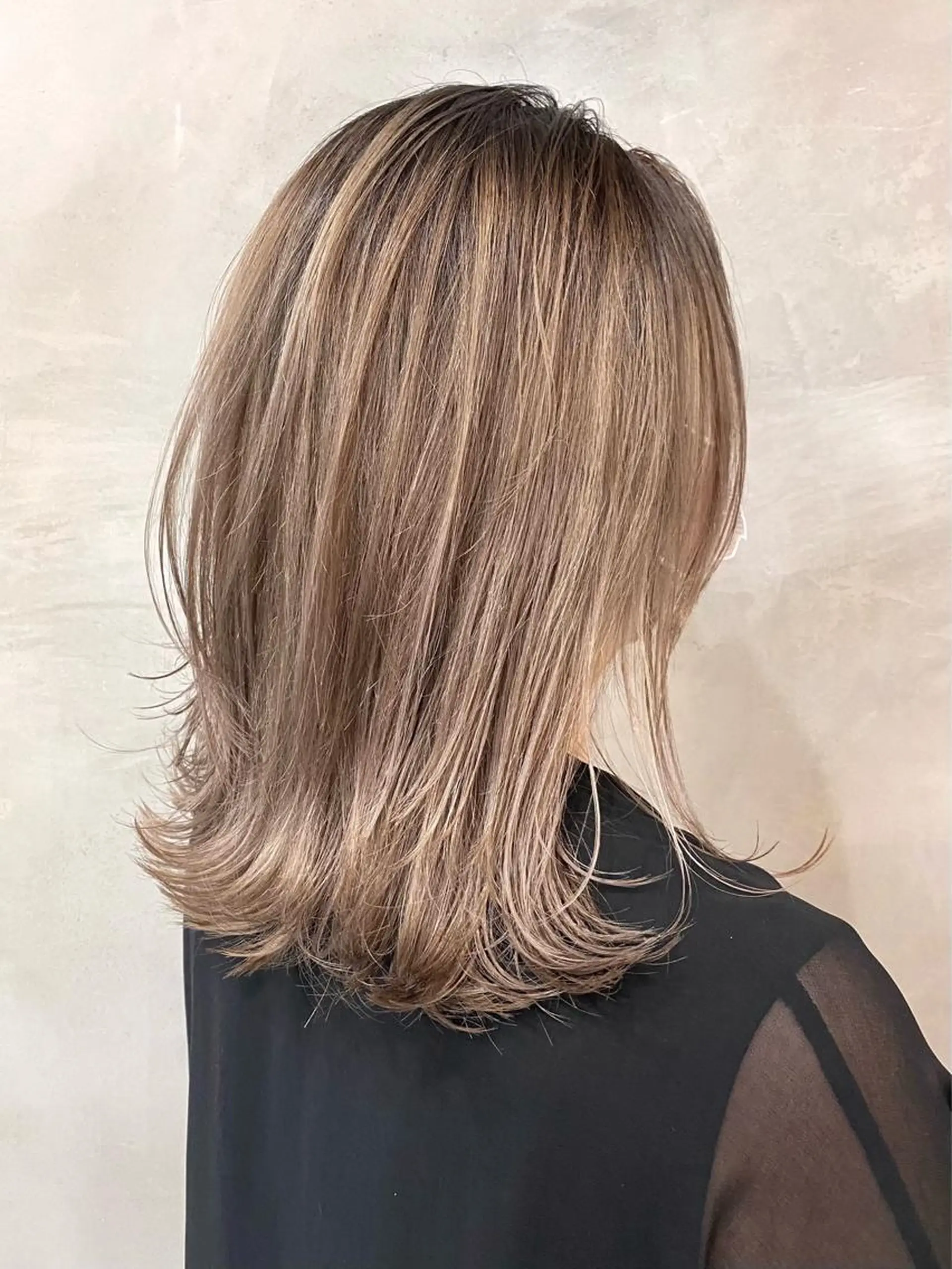 ミディアム カラー カット ヘアカラー トリートメント 🫧透明感カラー🫧 OIKAWAのヘアスタイル