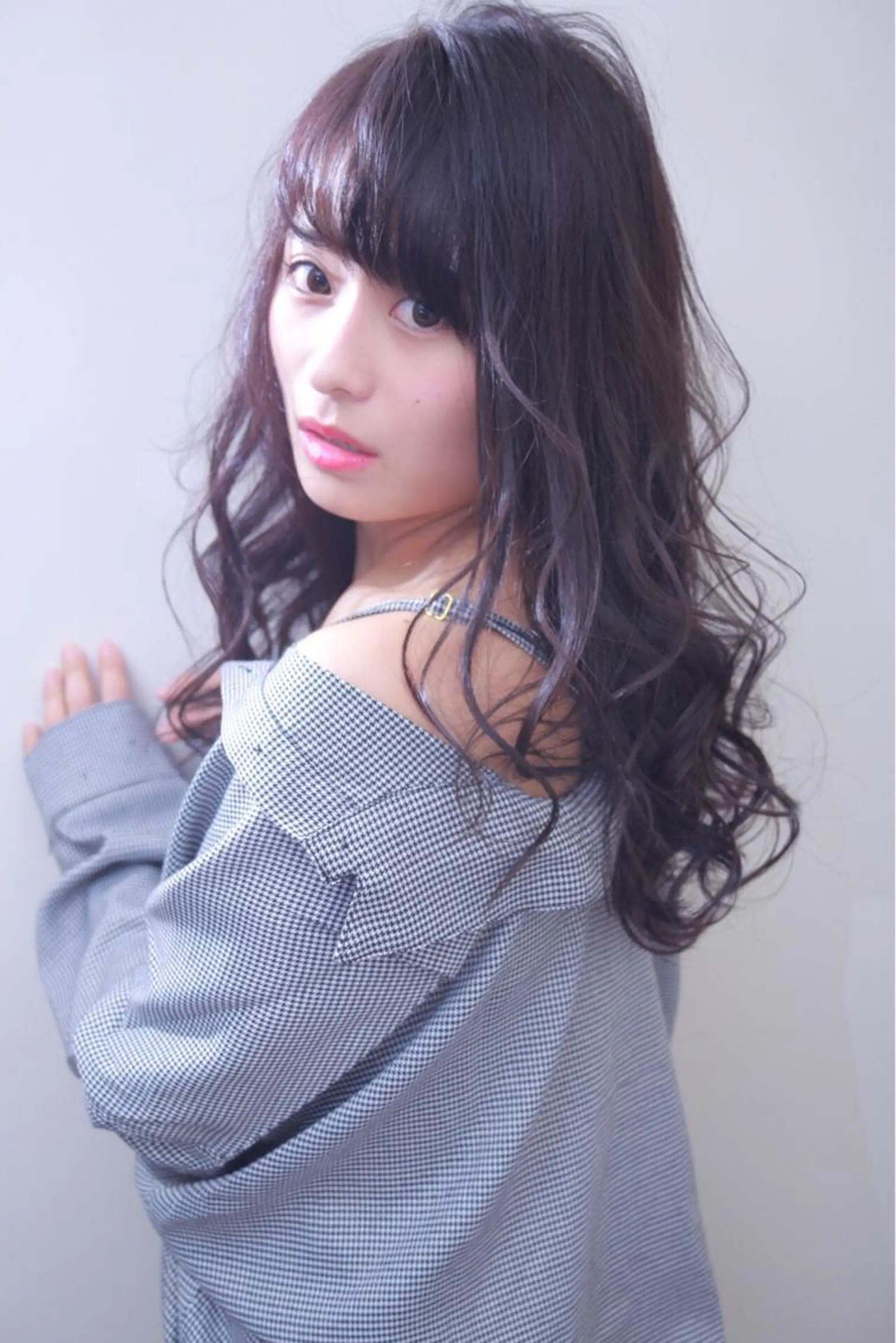 ロング 伊藤 裕貴のヘアスタイル