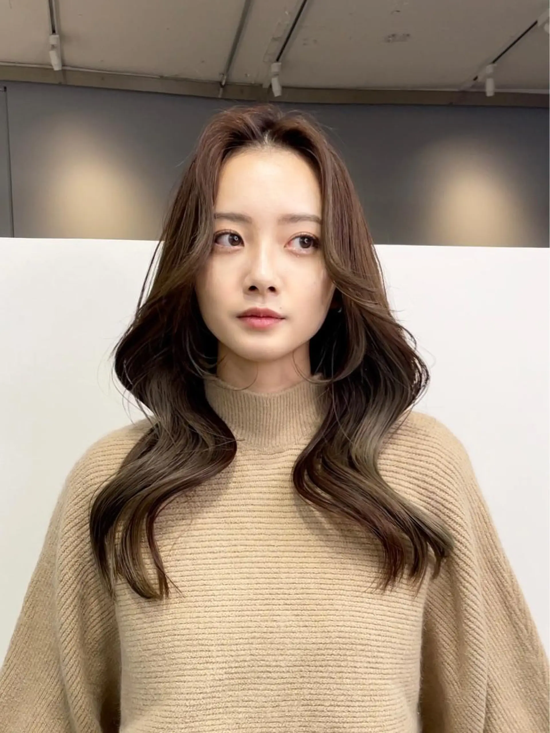 ミディアム カット パーマ 🦋韓国系指名No1 店長/圓山 祐也🦋のヘアスタイル