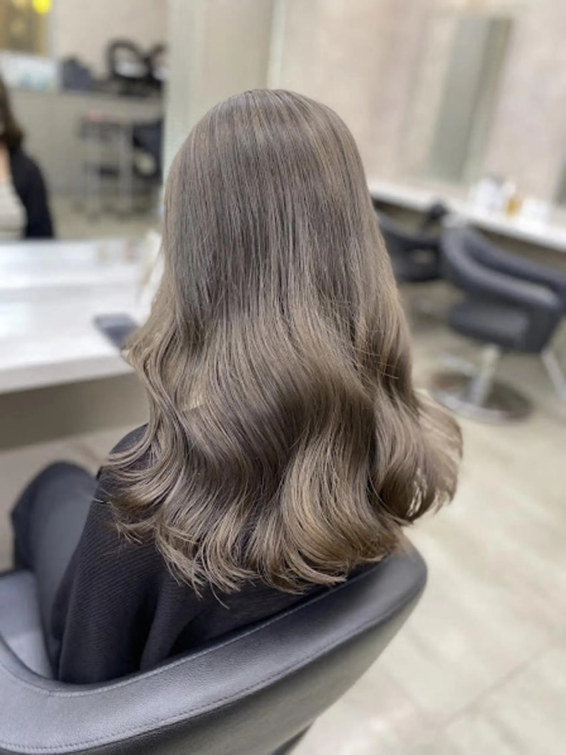 カラー 🪞official FRUITS渋谷🩰のヘアスタイル