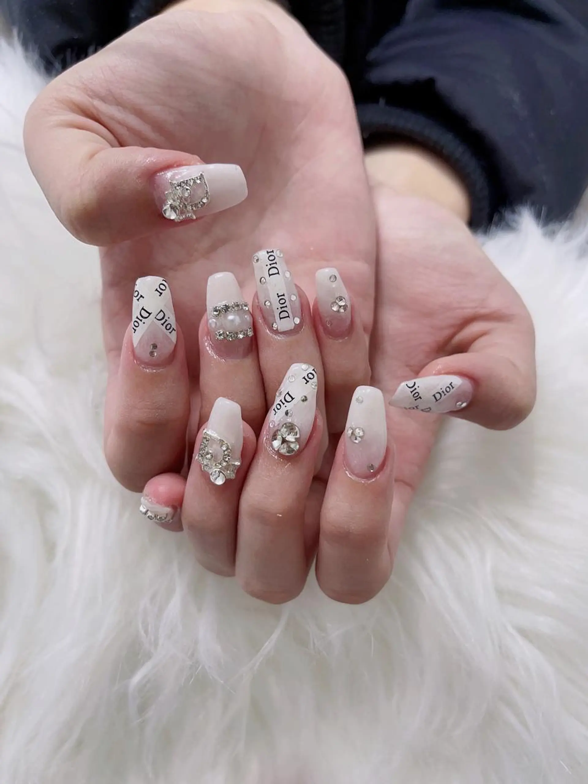 ネイル FF フィフィネイルサロンのネイルデザイン