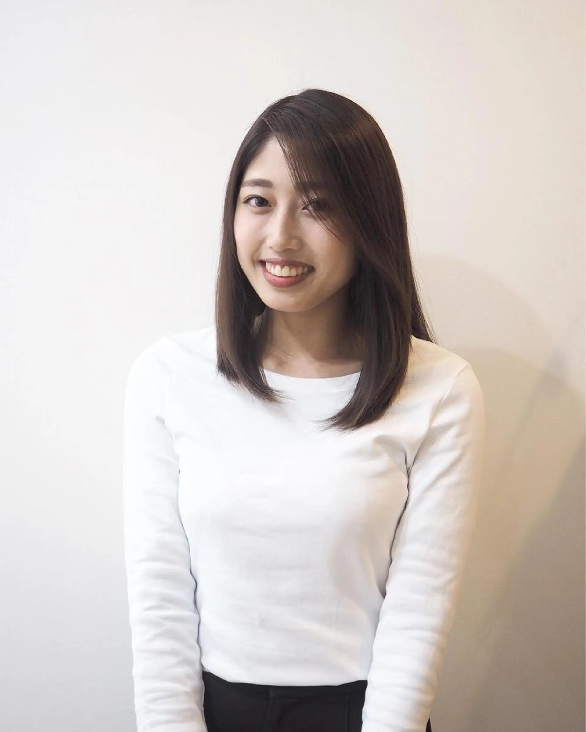 ミディアム 中江 規久のヘアスタイル