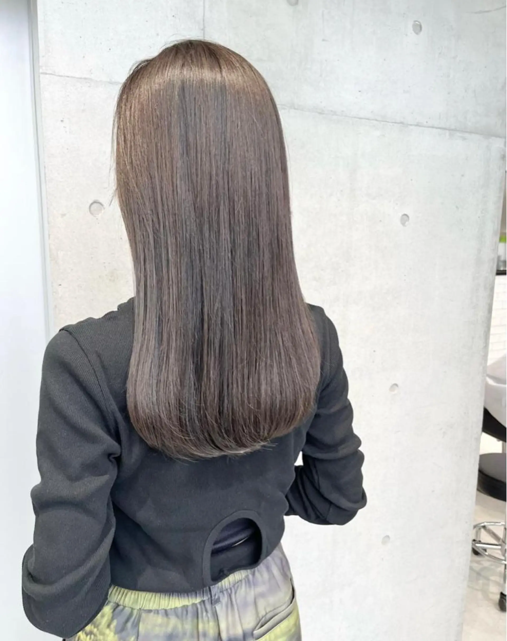 ミディアム カラー パーマ ヘアアレンジ カット ヘアカラー トリートメント ヘッドスパ ヘアセット 透明感/オリーブ/ グレージュ/YUKAのヘアスタイル