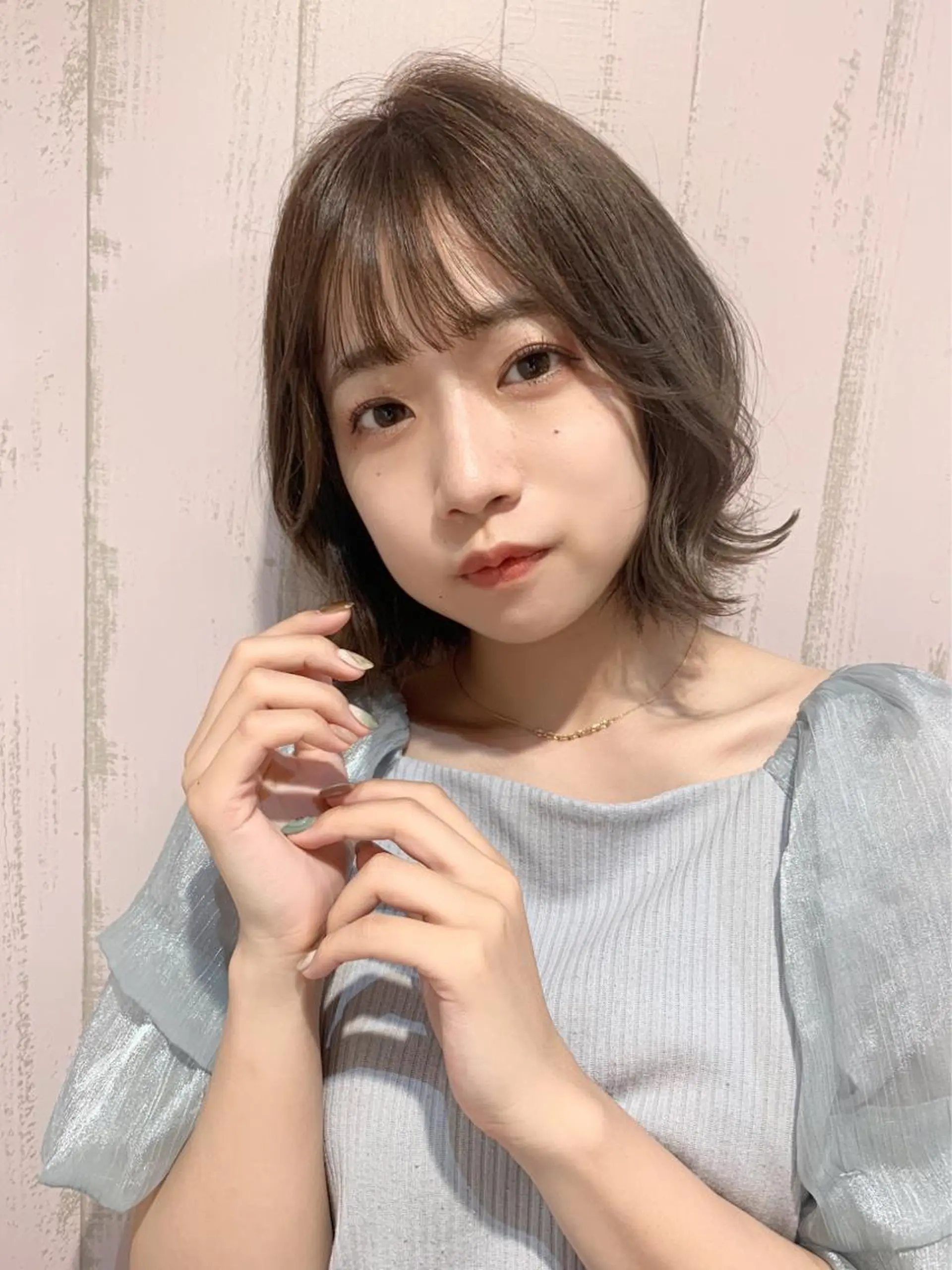 ミディアム カラー ベージュカラー ミルクティーベージュ ボブ くびれヘア 外ハネヘア 髪質改善☆ 縮毛矯正miyuのヘアスタイル