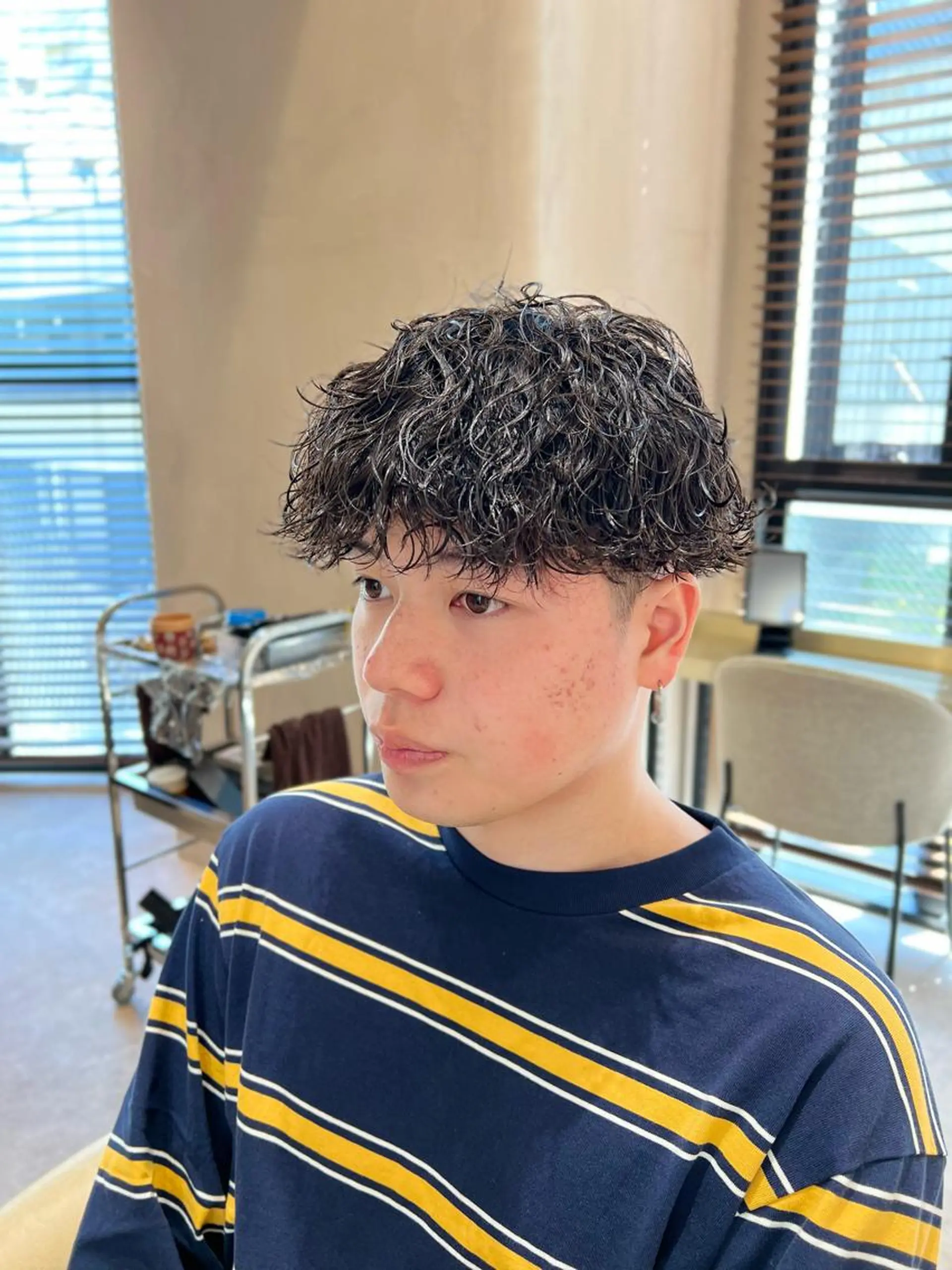 ショート パーマ メンズ カット パーマ トリートメント 波巻きスパイラルパー マ/シャドウパーマ駿のヘアスタイル