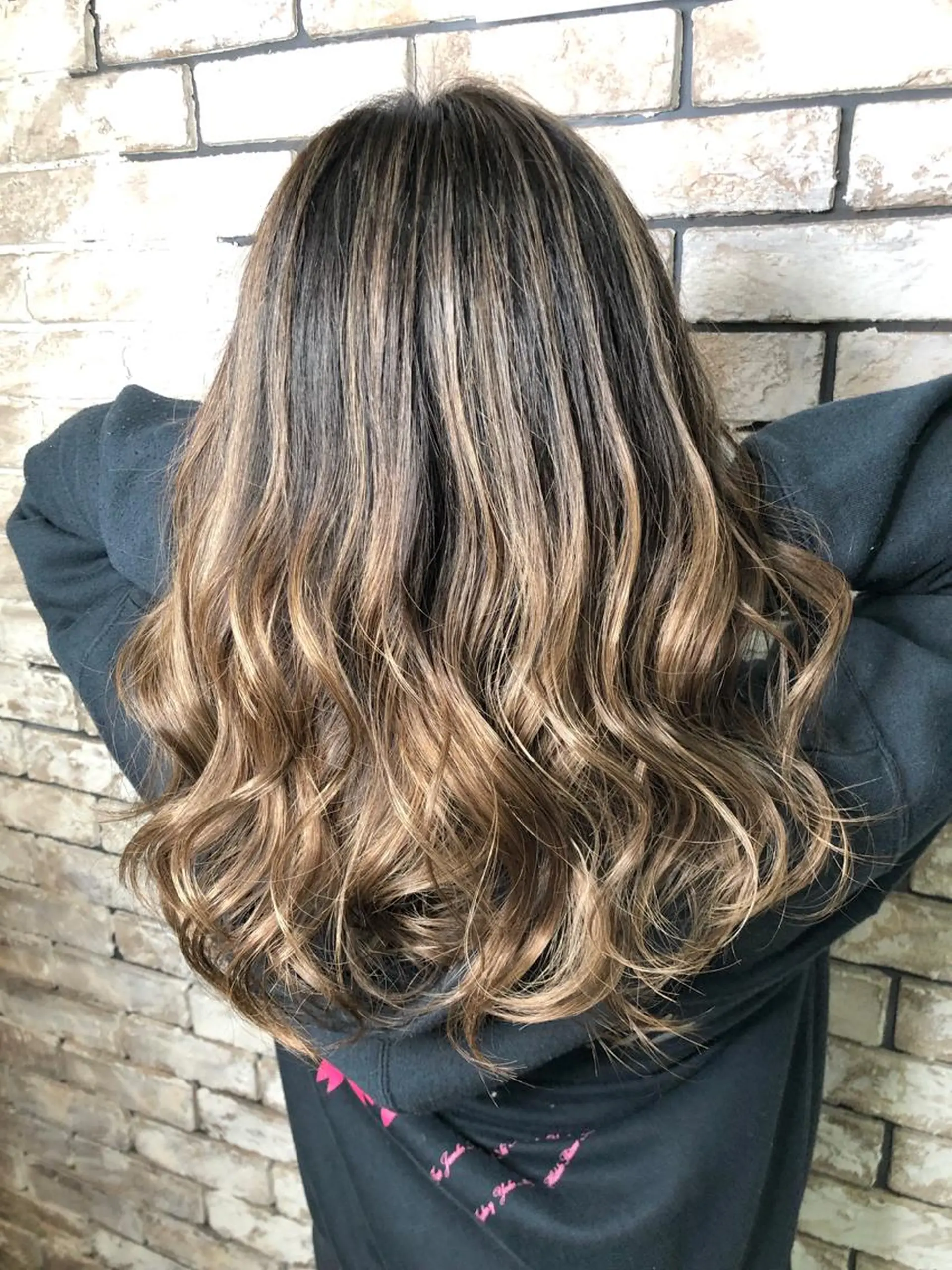 ミディアム カラー ハイトーン/韓国風 🤍Nacchi🐈のマツエク・マツパデザイン