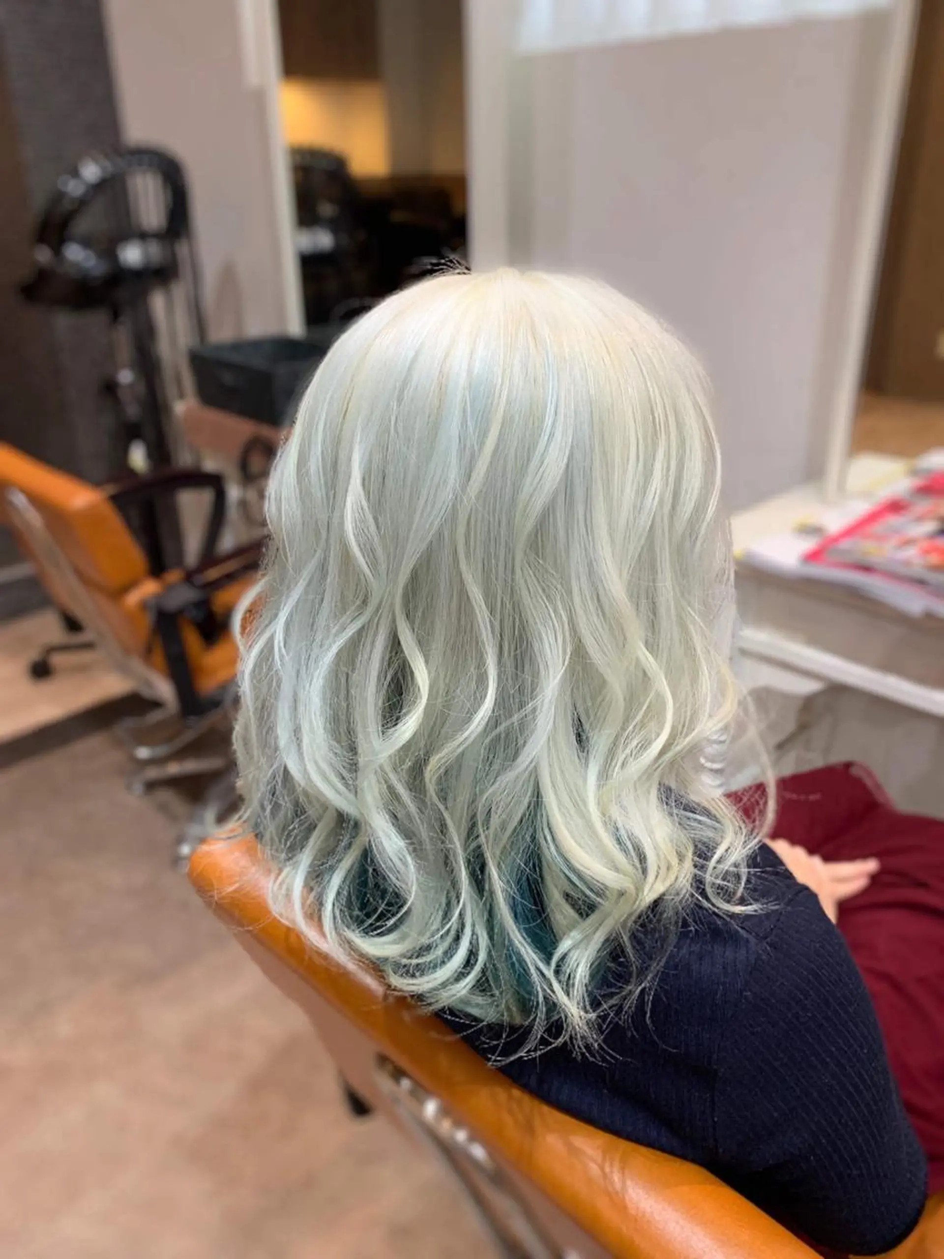ミディアム カラー 髪質改善✨カラー特化 サロン🎨平尾晃一のヘアスタイル