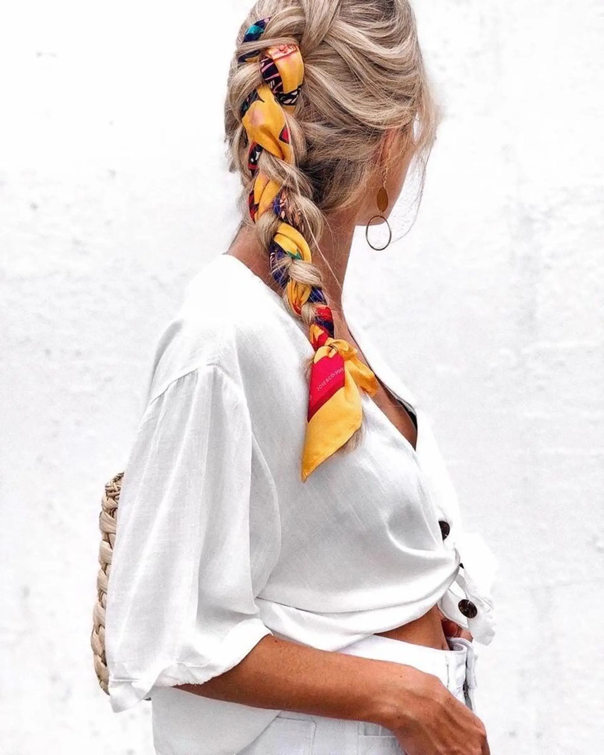 セミロング カラー ヘアアレンジ ネイル マツエク・マツパ カット ヘアカラー 夜23時まで予約🉑 reverieあきらのヘアスタイル