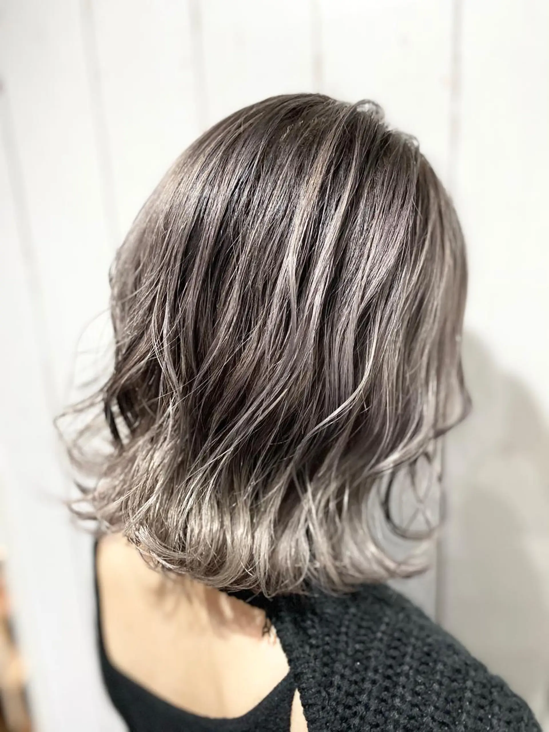 ショート カラー パーマ ヘアアレンジ アッシュ バレイヤージュ ベージュカラー ブリーチ 透明感カラー ヘアカラー トリートメント 👑指名率No.1 👑坂口飛翔のヘアスタイル