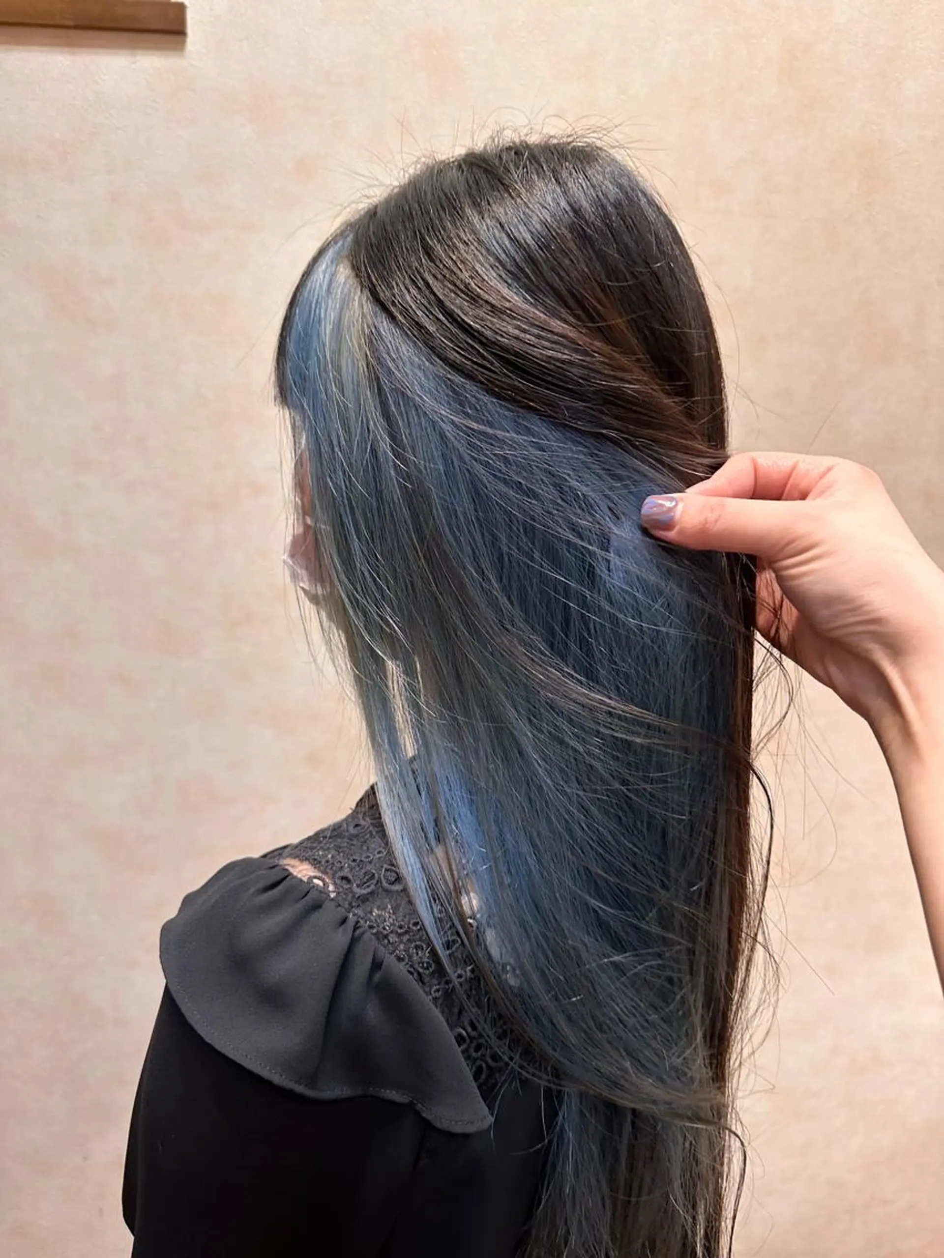 ロング カラー ブルーカラー アメイジングヘアー 千歳店　福嶋のヘアスタイル