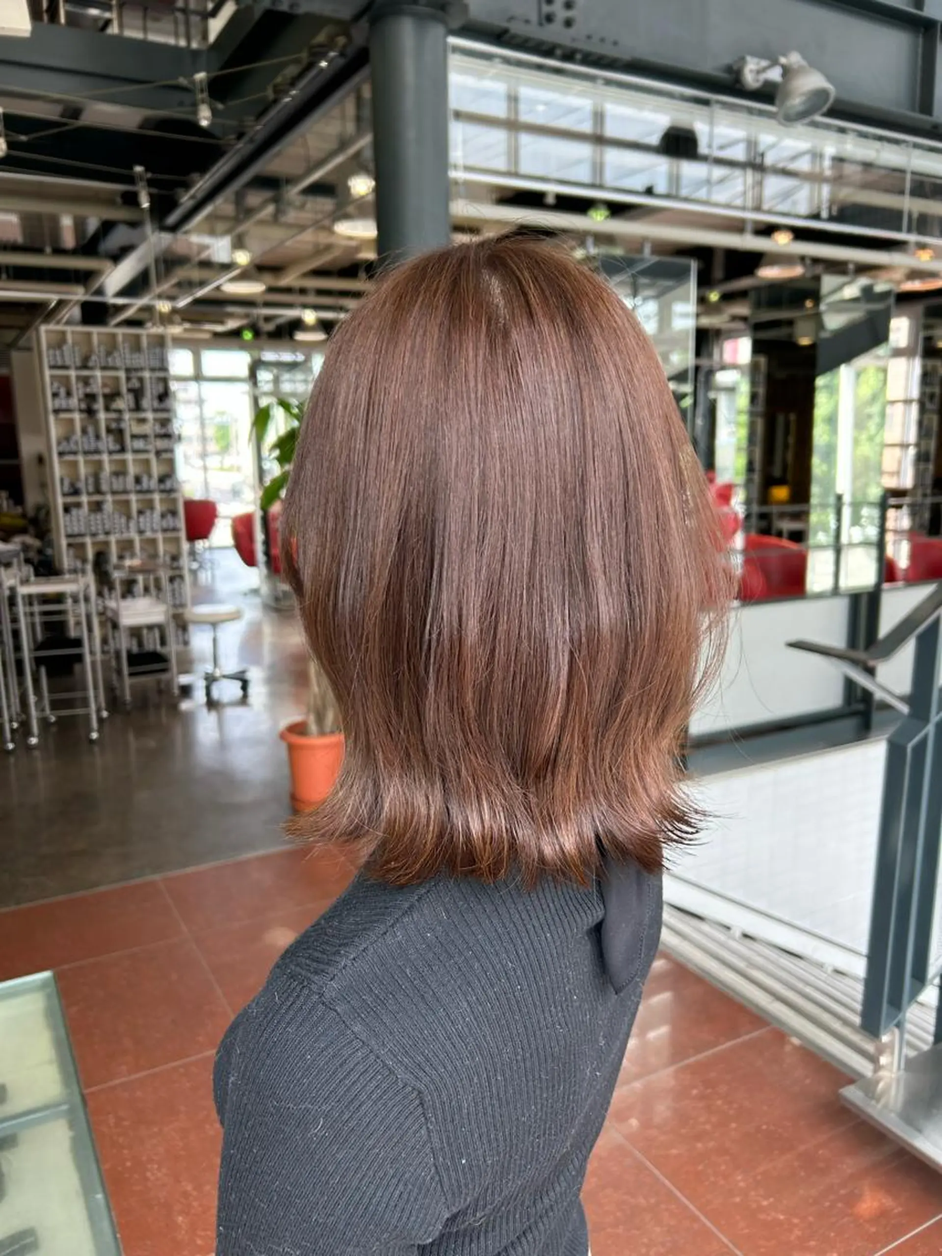 カラー saki / 名古屋 八事 / ハイトーンのヘアスタイル