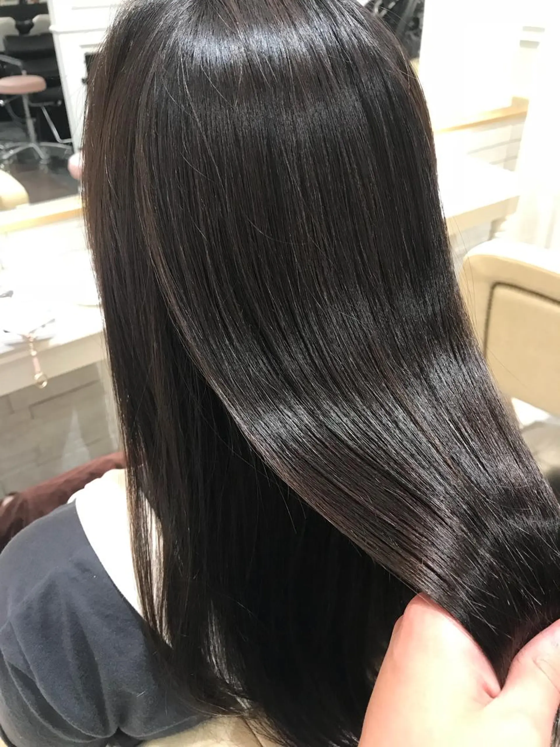 ロング くせ毛 縮毛矯正 トリートメント カット トリートメント 韓国ヘア×髪質改善 ⭐️谷遼平⭐️のヘアスタイル