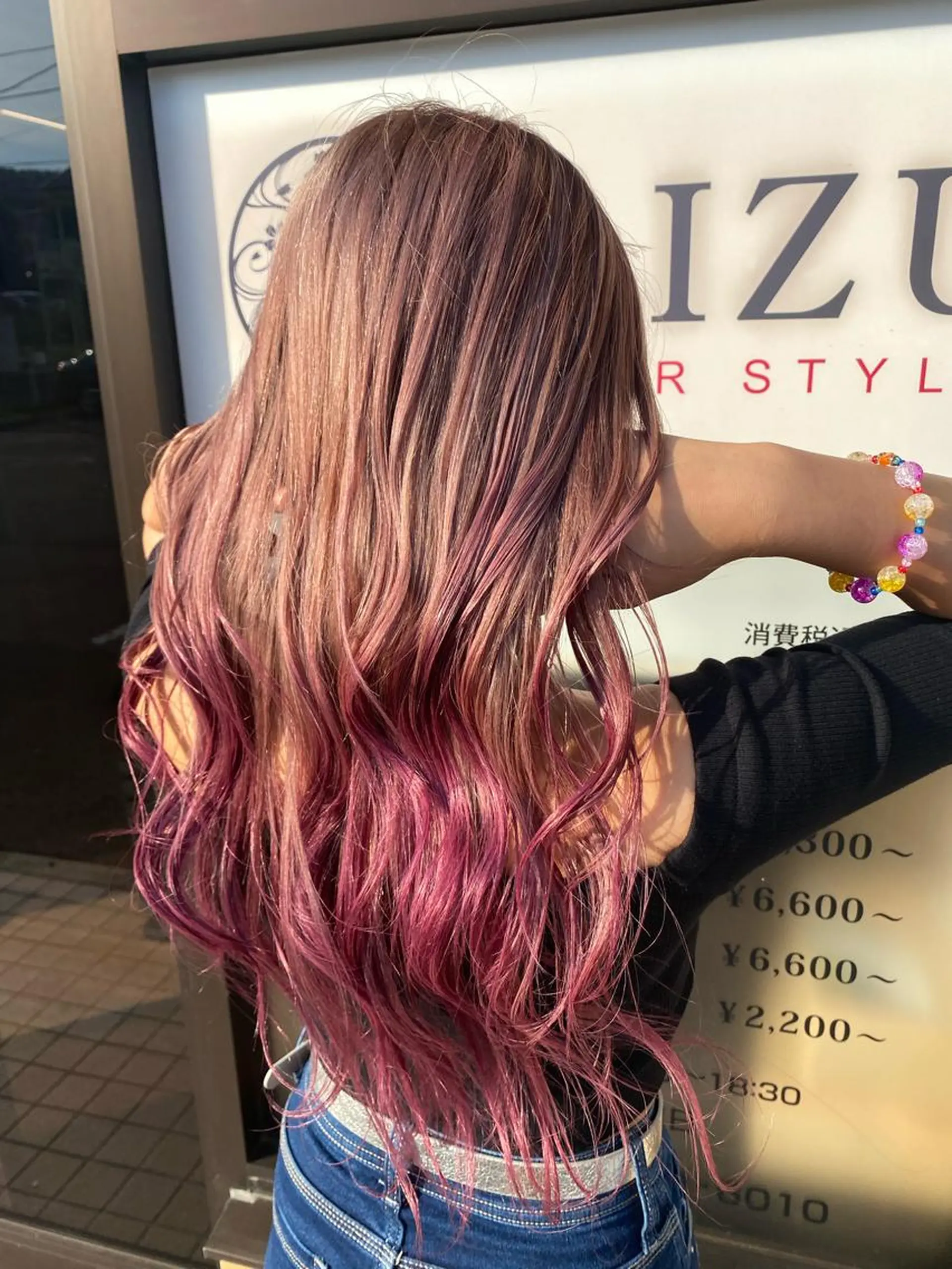 ロング カラー peg.hair所属・ブリーチカラー🫧 森　凪沙のヘアスタイル