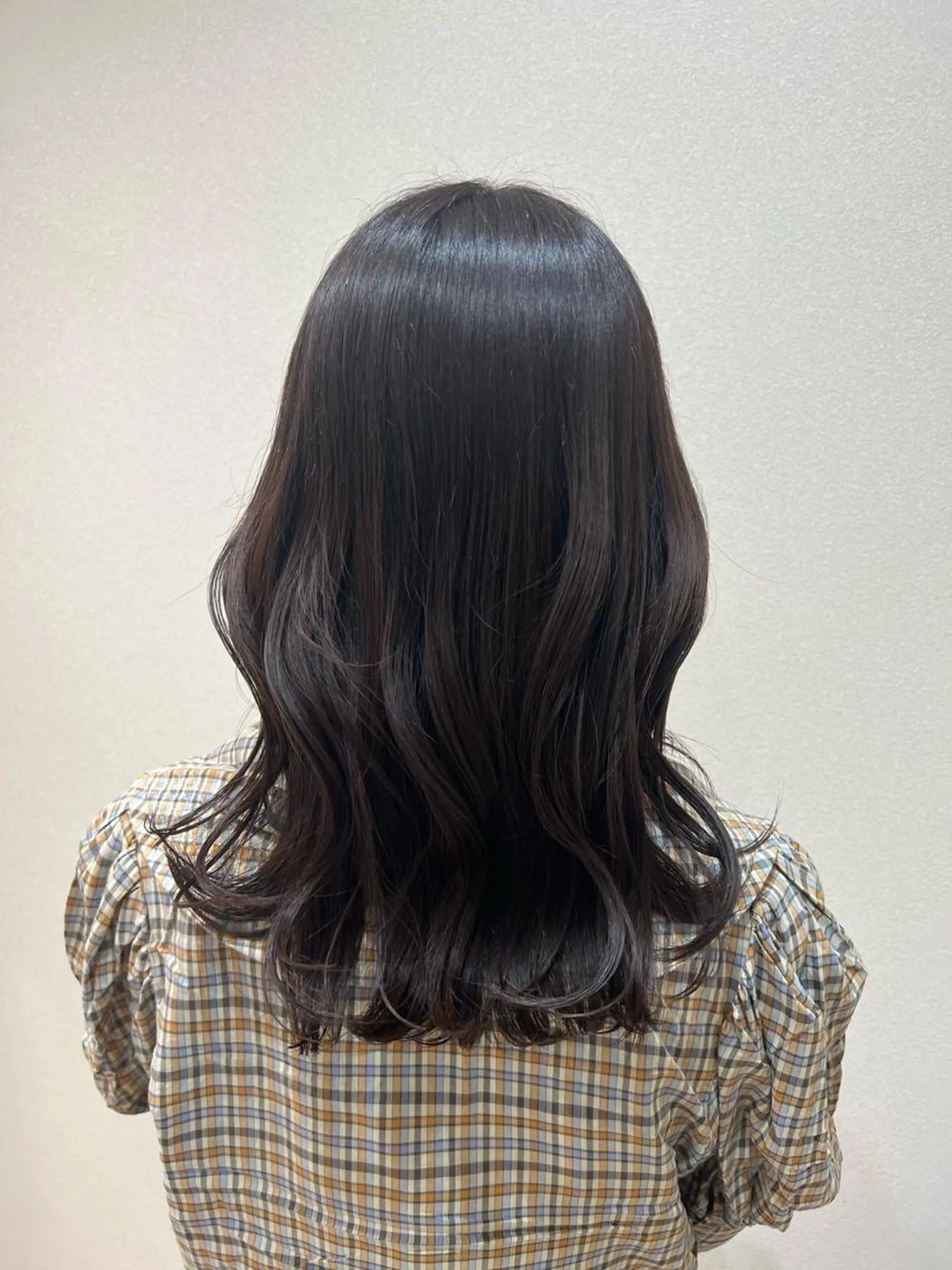 セミロング カット ヘアカラー トリートメント ヘッドスパ mina .のヘアスタイル