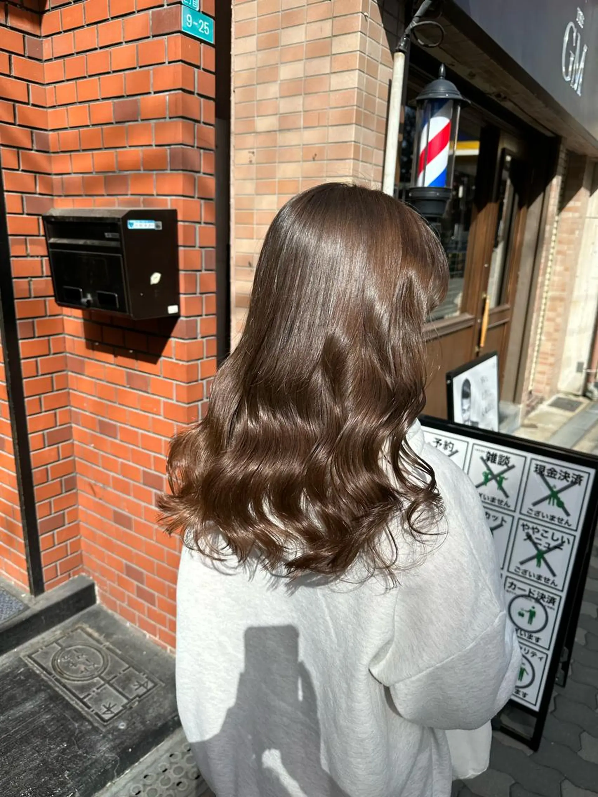 ロング カラー ベージュカラー ブリーチ ブラウンカラー ブラウンベージュ カット ヘアカラー トリートメント 艶髪レイヤー上田 紗也🇰🇷💗のヘアスタイル