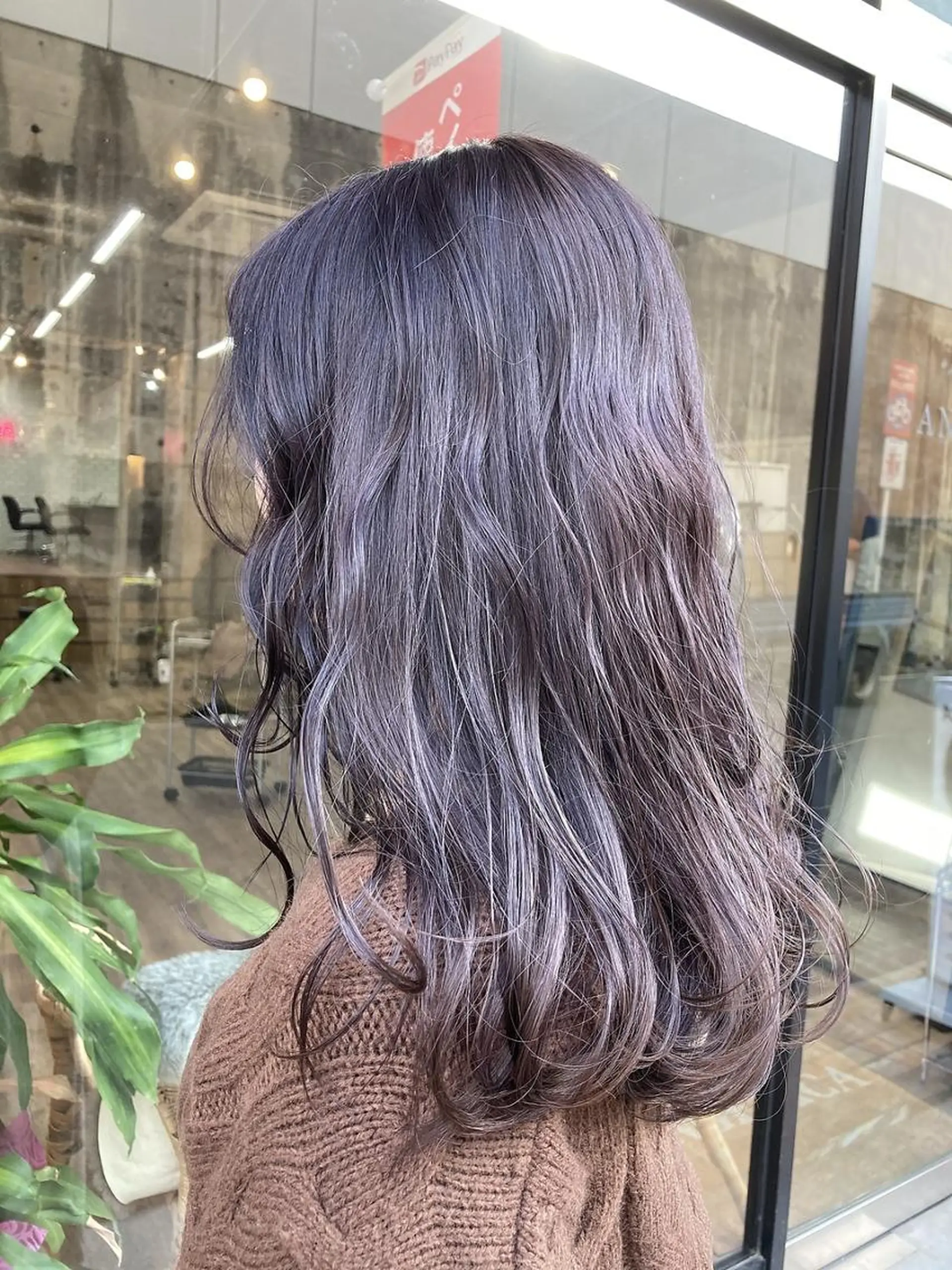 ロング カラー ラベンダーカラー ラベンダーグレー ANGELICA 天理店のヘアスタイル