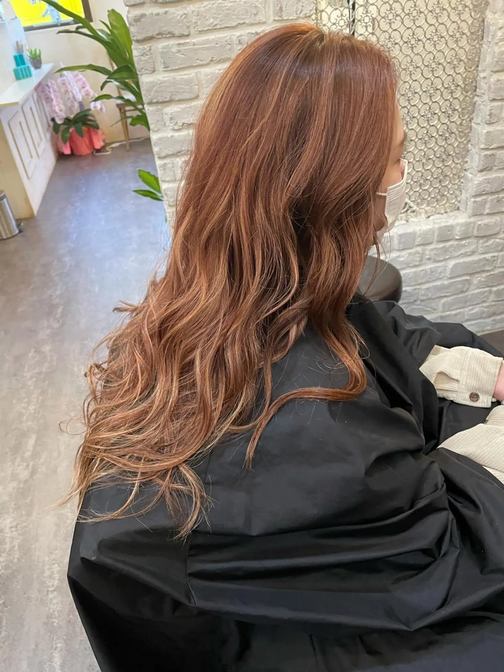 ロング カラー ヘアアレンジ ハイライトカラー ハイライト ヘアカラー トリートメント レイヤー/ウルフ ハイトーンhiroのヘアスタイル