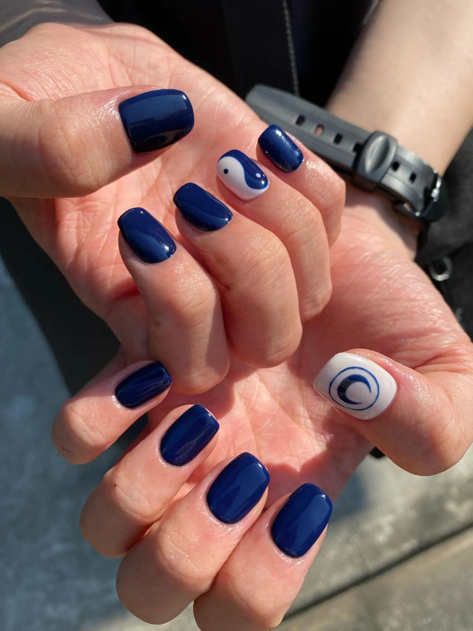 ネイル アートネイル ネイビー 🌼大西洋子 laughl🌼のネイルデザイン